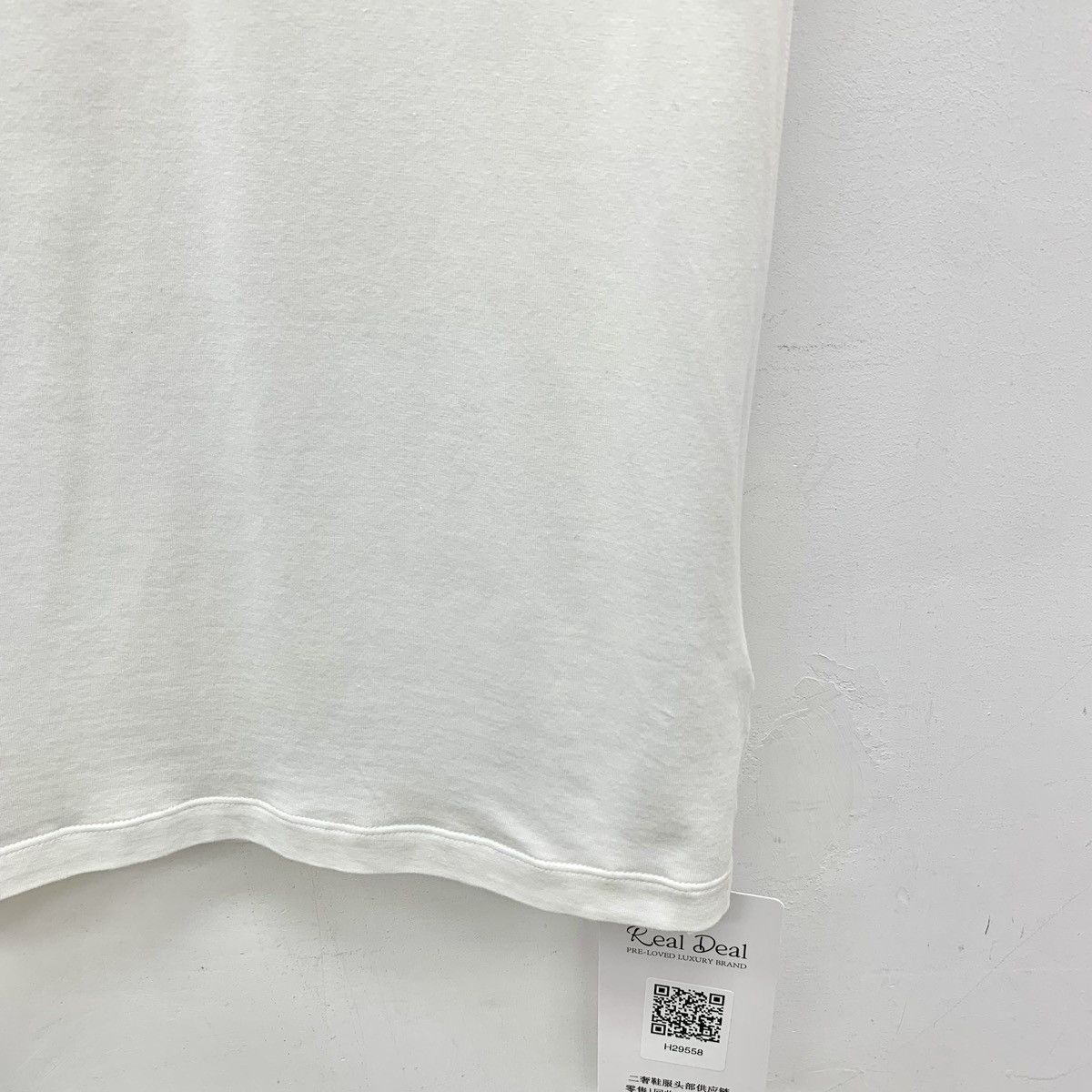 Brunello Cucinelli Brunello Cucinelli Crew Neck Short Sleeve T-Shirt K26WX Size S / US 4 / IT 40 - 4 Thumbnail