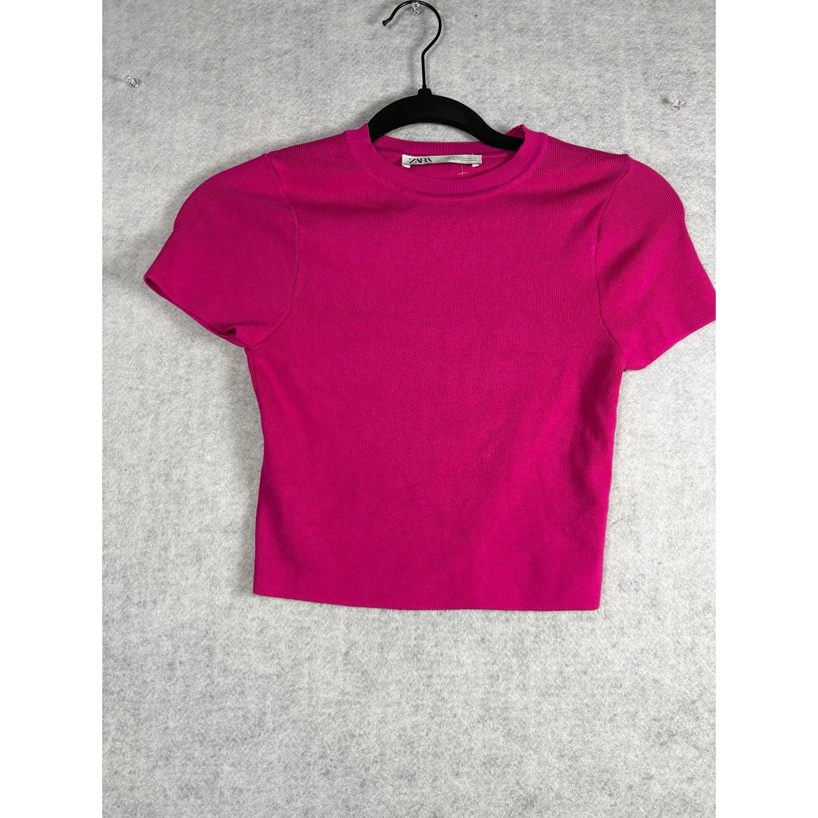 Zara Zara Ribbed Crop Top Bright Statement Tee Size Medium #0422 Size M / US 6-8 / IT 42-44 - 1 Thumbnail