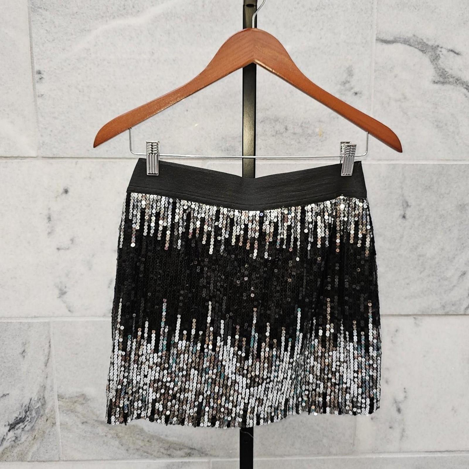 Other Women's Shinny Silver and Black Skirt Size 32" / US 10 / IT 46 - 1 Thumbnail