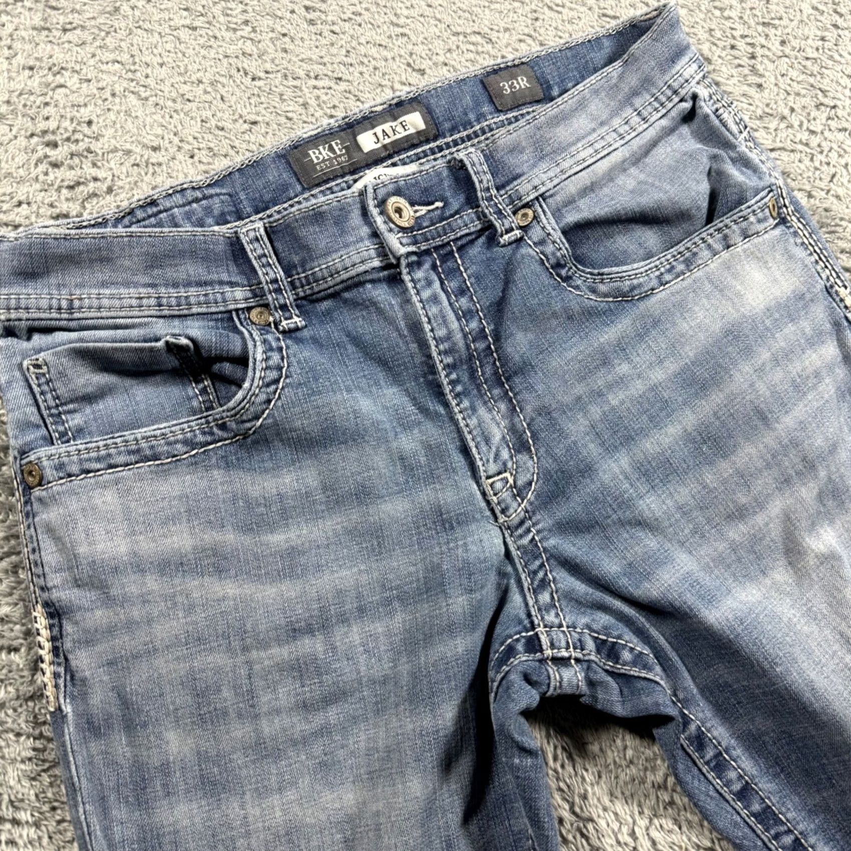 BKE BKE Jake Jeans Straight Leg Medium Wash Western Style embroidered SZ 33x31 Mens Size US 33 - 2 Thumbnail