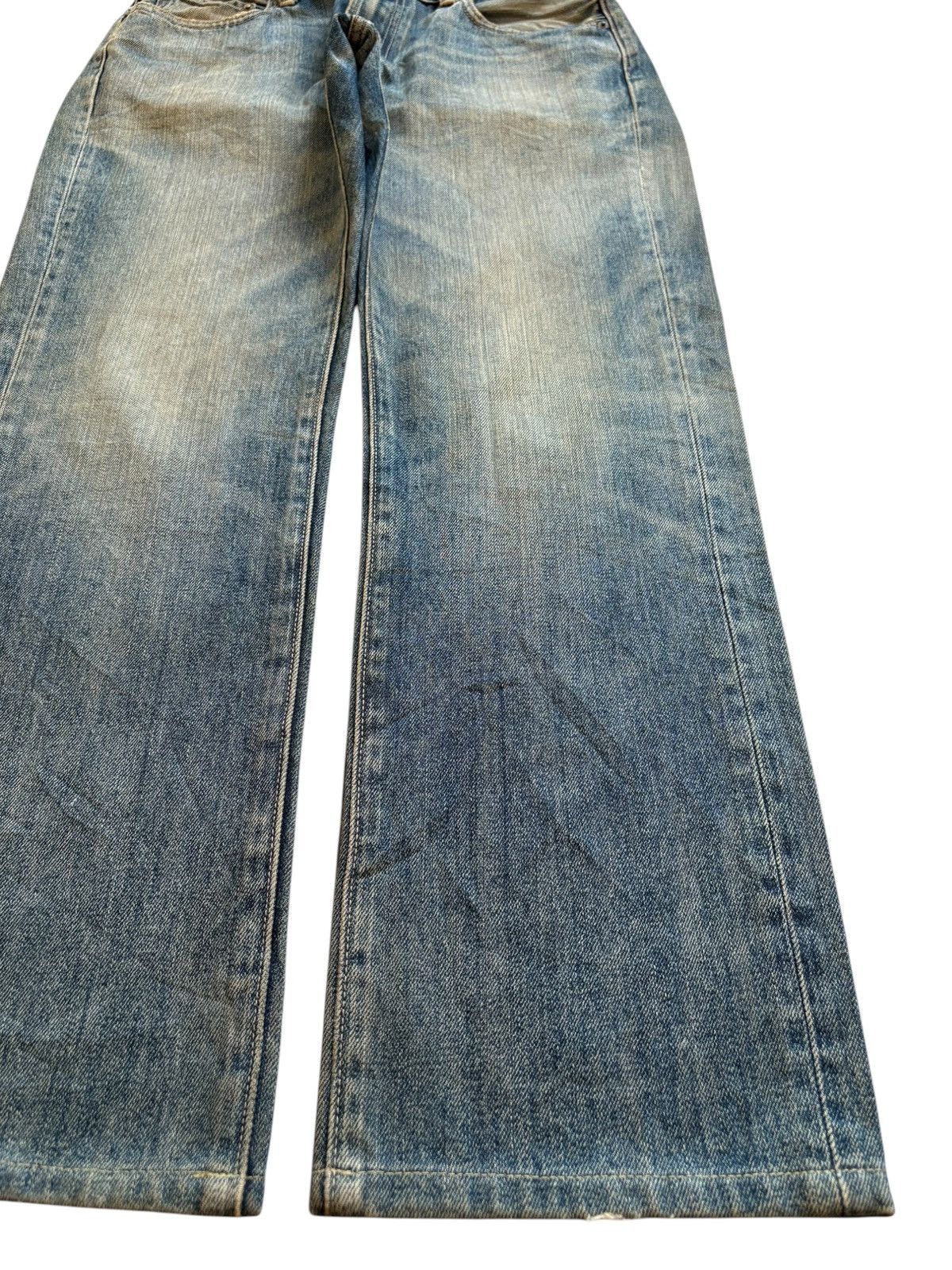 Uniqlo Vintage Uniqlo Rusty Mud Wash Loose Blue Jeans Size US 31 - 7 Thumbnail