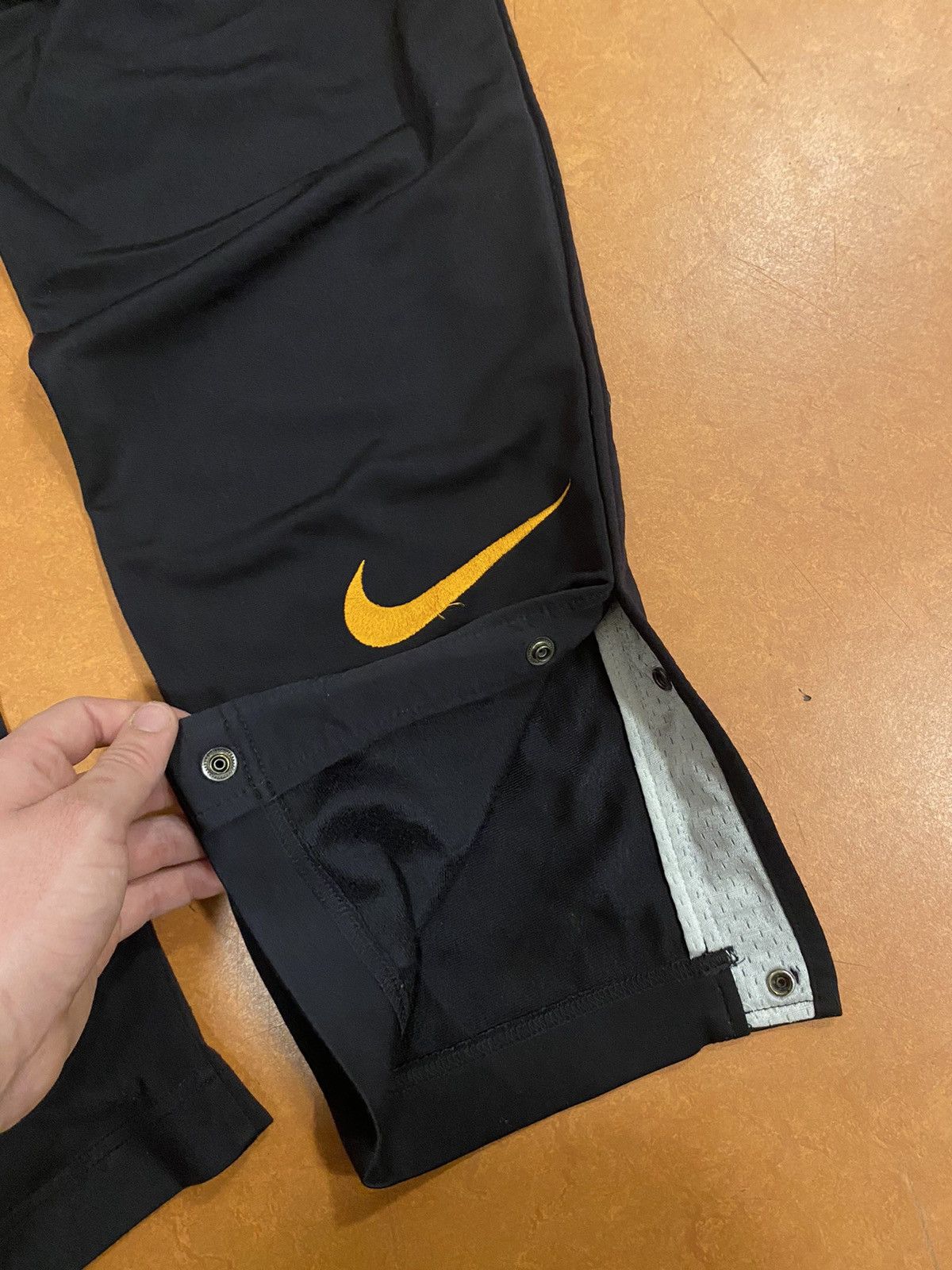 Nike × Vintage Nike Vintage 90s Track Pants Size US 32 / EU 48 - 8 Thumbnail