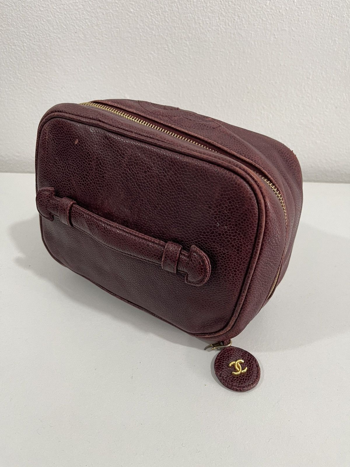 Chanel VINTAGE CHANEL CAVIAR LEATHER CASE COSMETIC BAG Size ONE SIZE - 5 Thumbnail