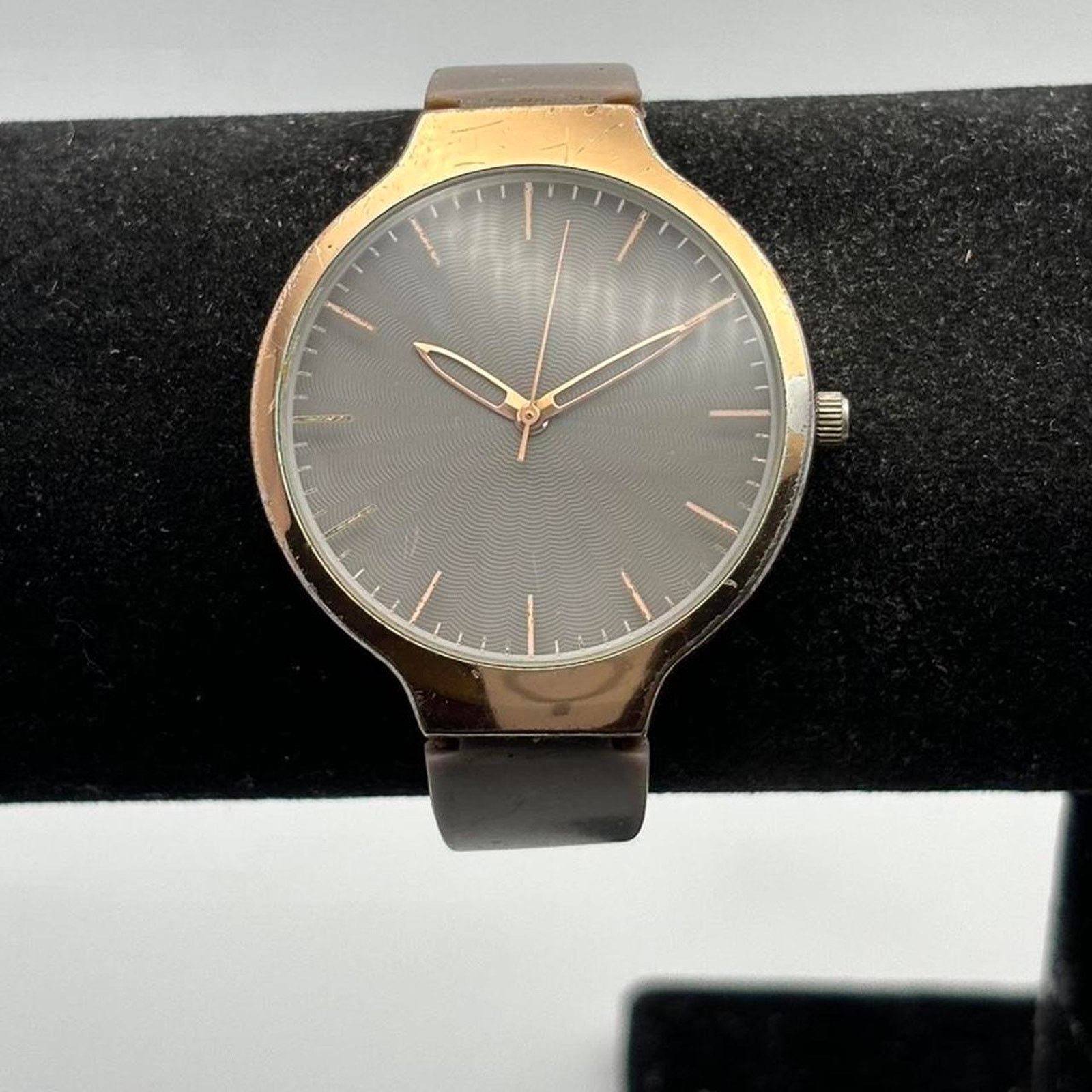 Other Gold & Gray Watch Size ONE SIZE - 2 Thumbnail