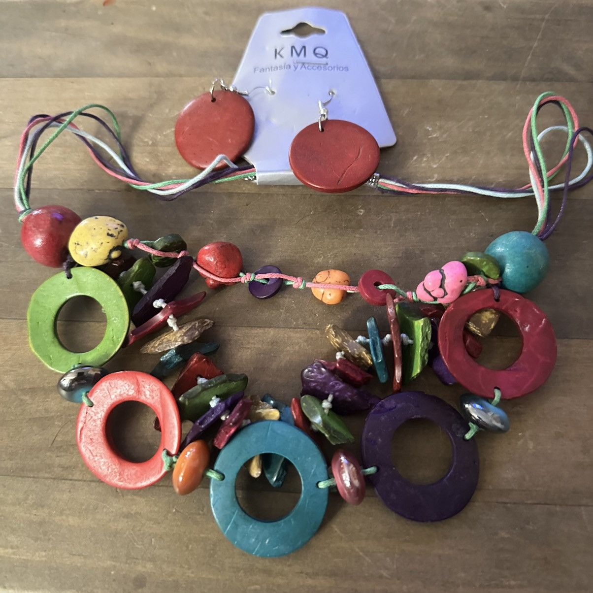 Other KMQ colorful layered shell and bead necklace and earrings Size ONE SIZE - 2 Thumbnail