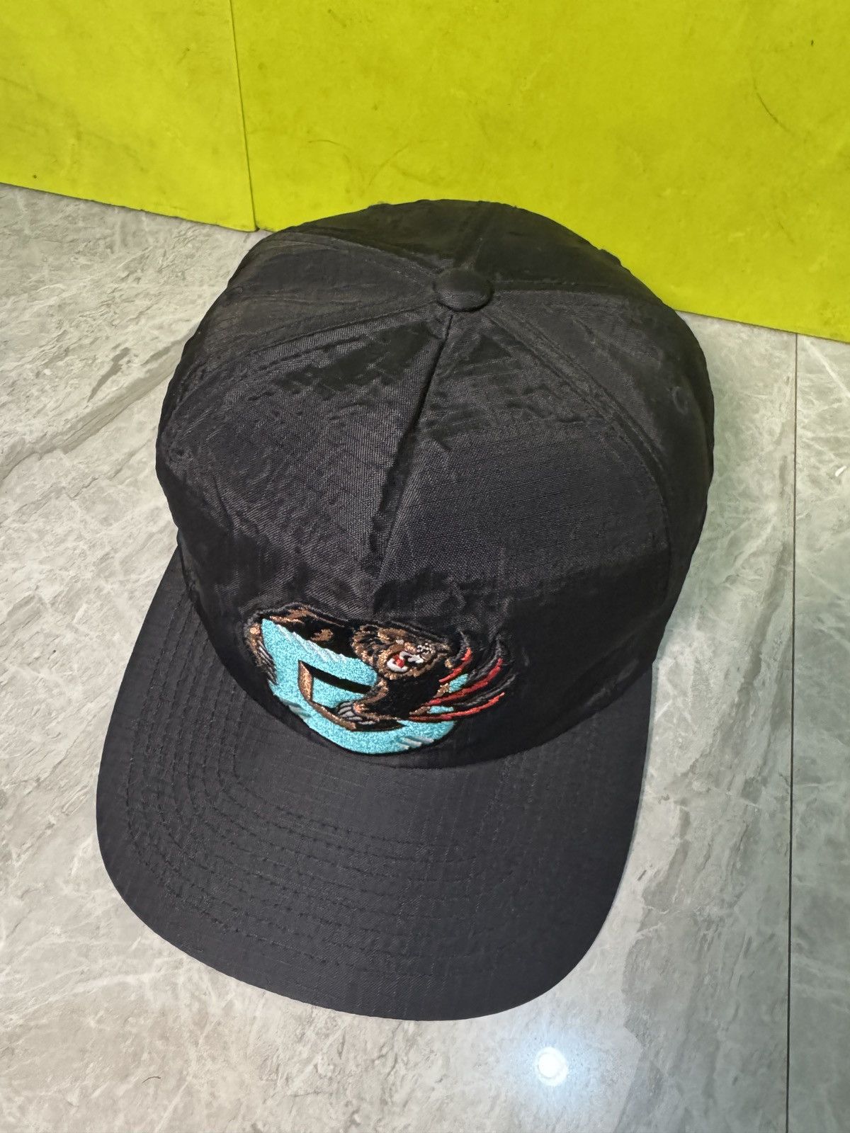 Mitchell & Ness Vintage Mitchell & Ness x Grizzlies Size ONE SIZE - 2 Thumbnail