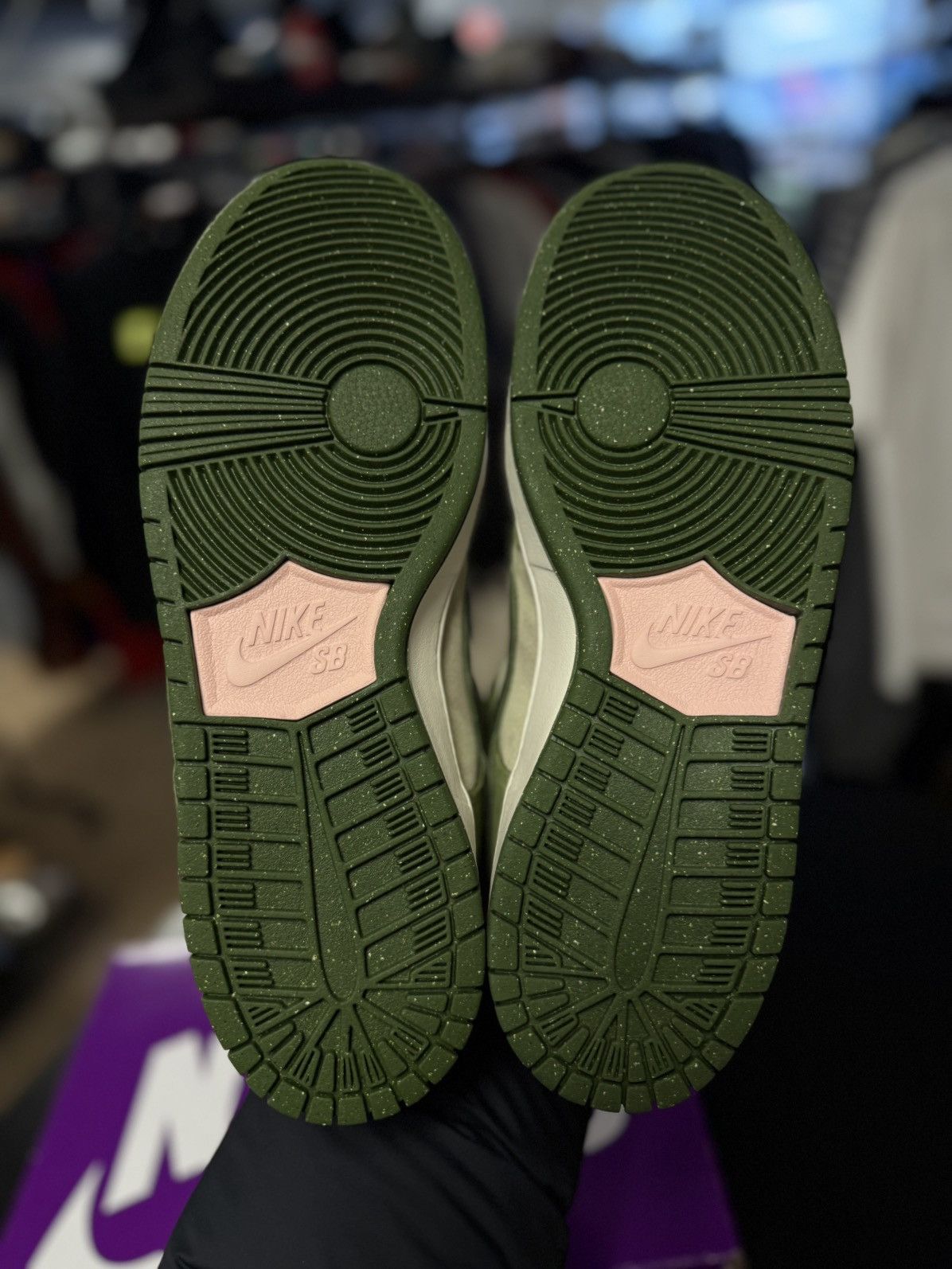 Nike Nike Dunk Low Yuto Horigome Matcha Size 10 (NEW) Size US 10 / EU 43 - 13 Thumbnail