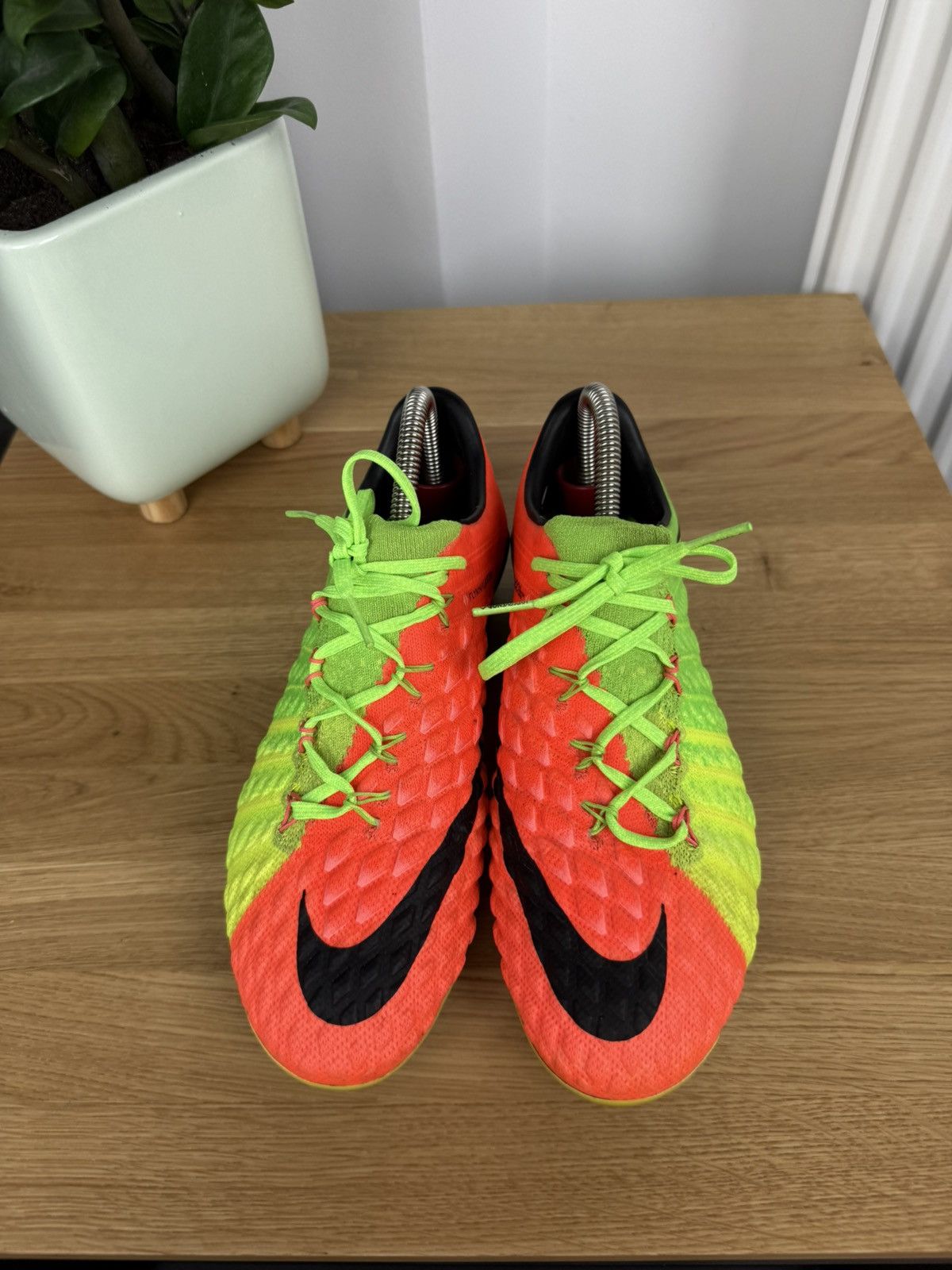 Nike Mens Rare Nike Hypervenom Phantom Football shoes Size Eur 40 Size US 7 / EU 40 - 6 Thumbnail