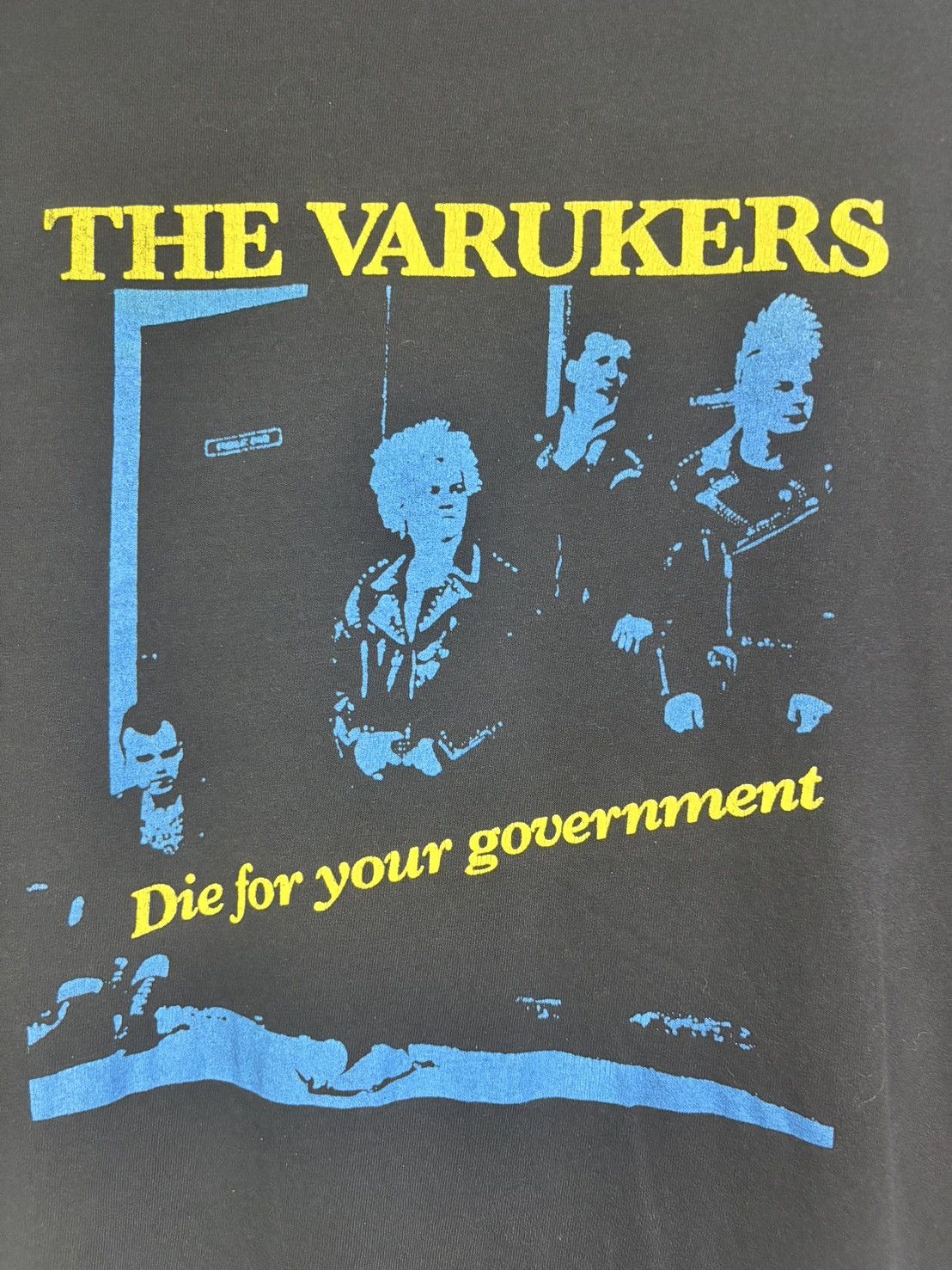 Band Tees Vintage The Varukers Size US L / EU 52-54 / 3 - 2 Thumbnail