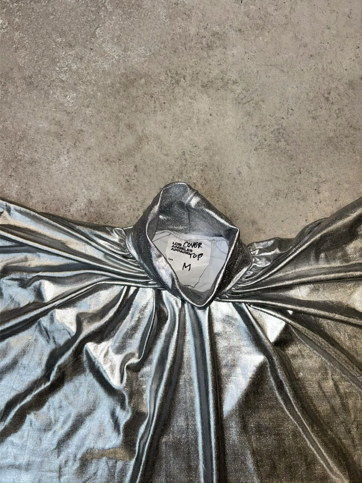Kanye West × Los Angeles Apparel 2019 YZY Miami Opera “Mary” Silver Lamé Raw Hem Tee SAMPLE Size US M / EU 48-50 / 2 - 2 Thumbnail
