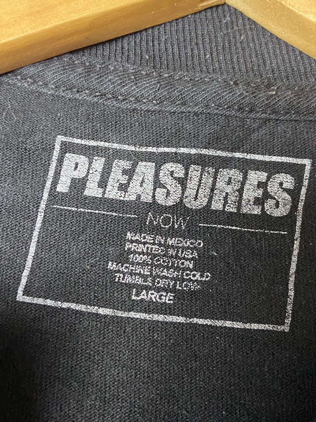 Pleasures PLEASURES NOW Crewneck Tshirt (143) Size US L / EU 52-54 / 3 - 4 Thumbnail