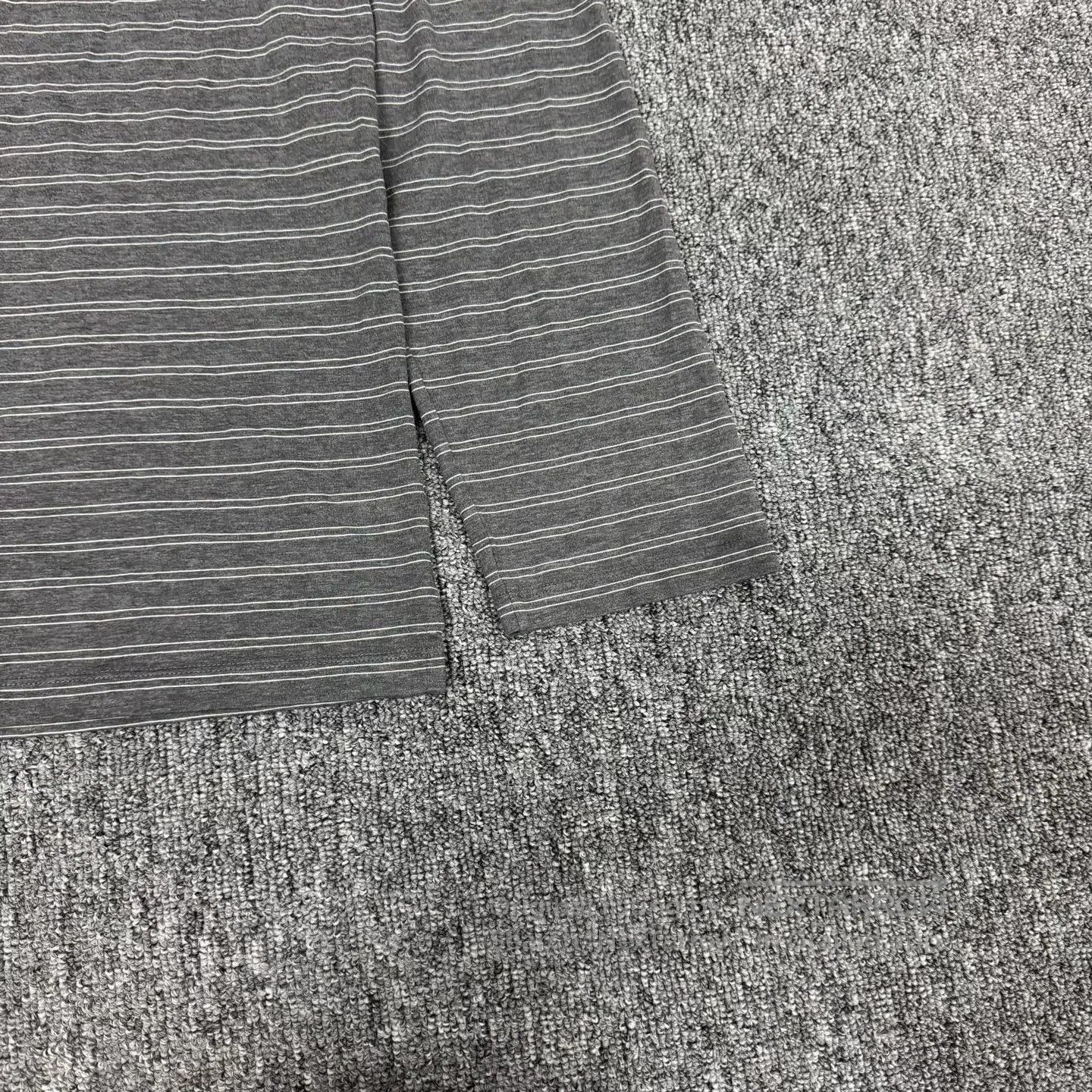 Miu Miu miu miu Small logo, fine stripes, long-sleeved polo shirt| Size XS / US 0-2 / IT 36-38 - 6 Thumbnail