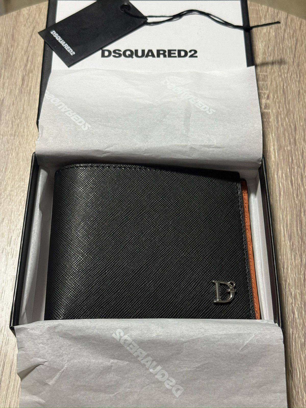 Dsquared2 Dsquared2 Saffiano Leather Wallet with Silver-Tone Detail Size ONE SIZE - 2 Thumbnail