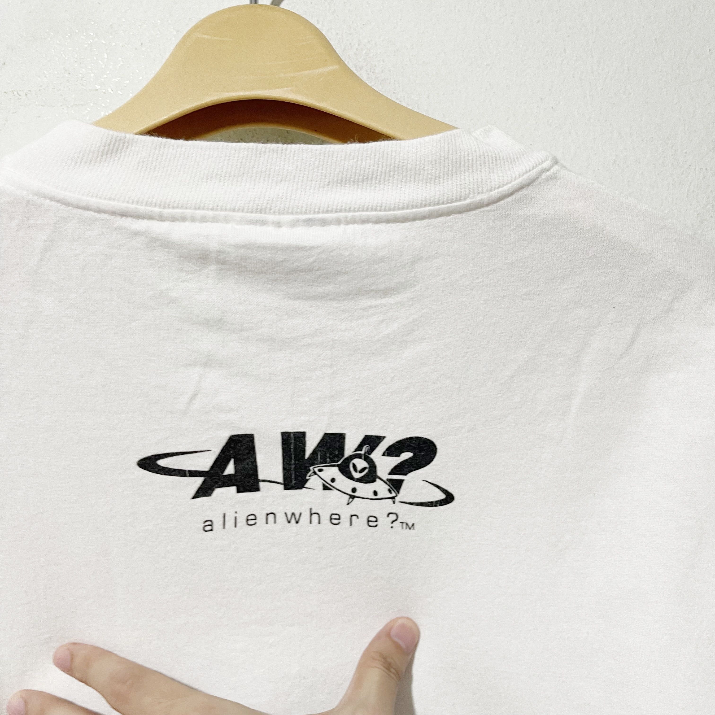 Vintage Vintage 90s Alien “We’re Everywhere” T-Shirt Size US M / EU 48-50 / 2 - 5 Thumbnail
