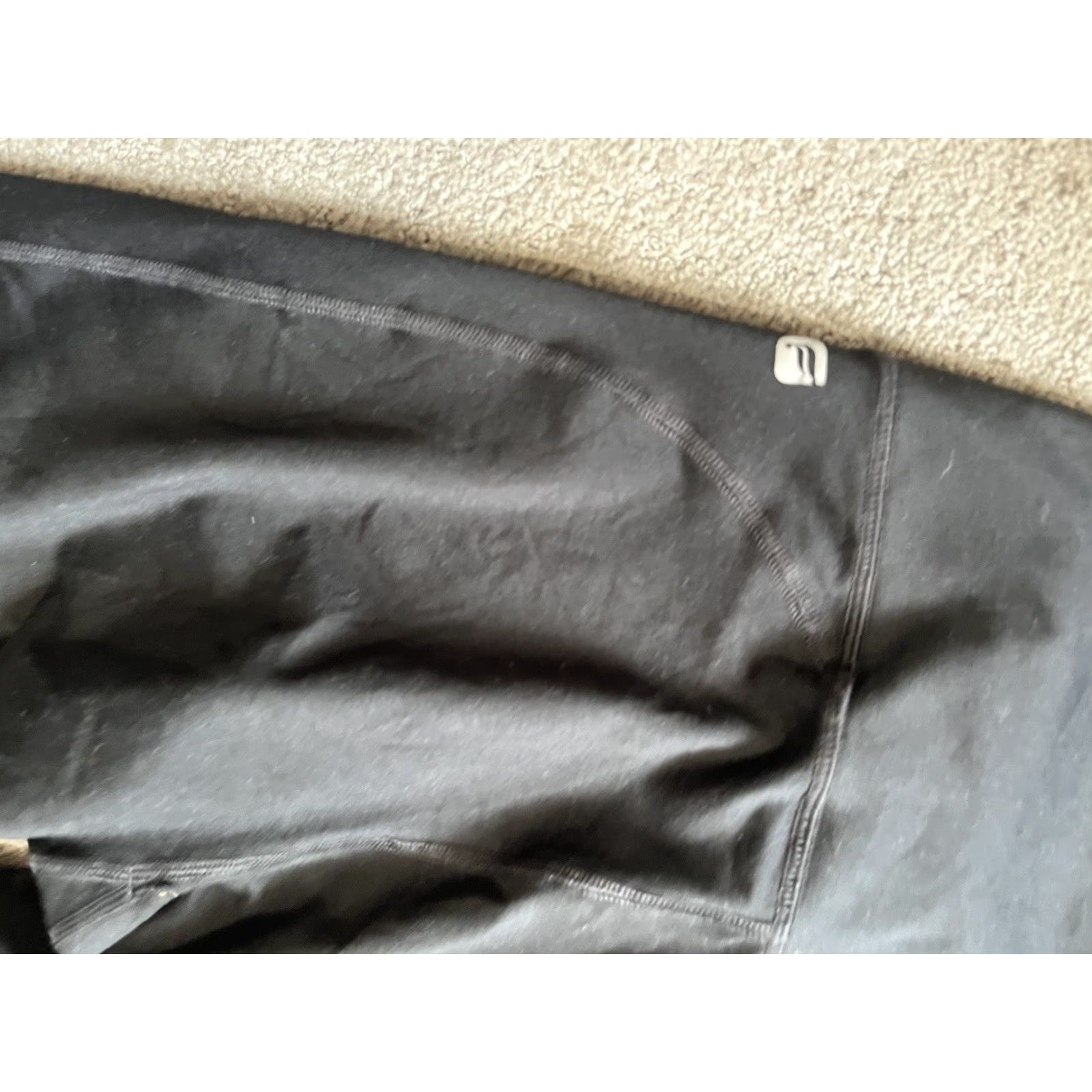 Fabletics Fabletics Black Women's Regular Leggings Solid Logo Accent Small XS? Size 28" / US 6 / IT 42 - 3 Thumbnail