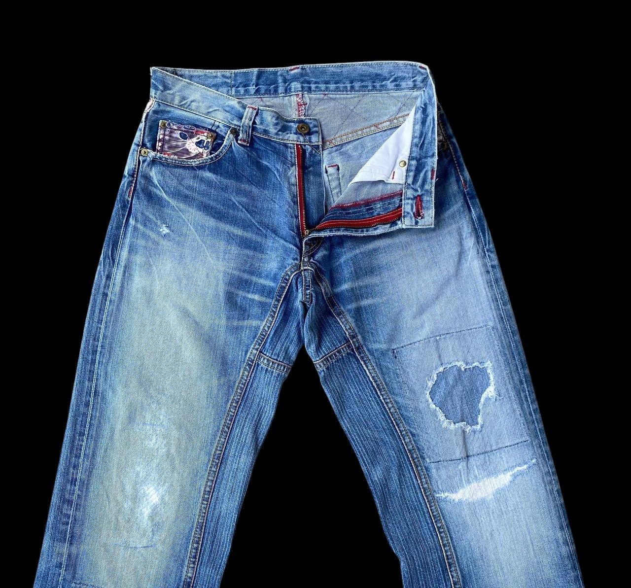 Eternal W29 EXTERNAL JAPAN DISTRESSED THUNDERSTORM MARK FADED BLUE Size US 30 / EU 46 - 11 Thumbnail