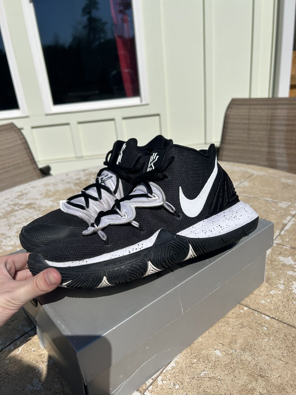 Nike nike kyrie 5 team black Size US 8.5 / EU 41-42 - 1 Thumbnail