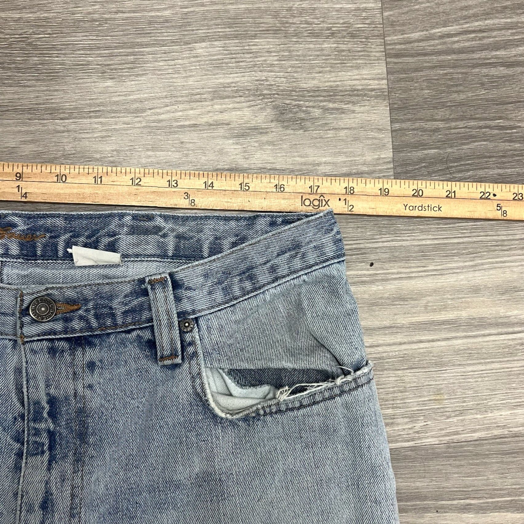 Eddie Bauer VINTAGE Eddie Bauer Jeans Regular 35x33 90s Light Wash Denim 5-Pocket Mens Straight Blue Size US 35 - 3 Thumbnail