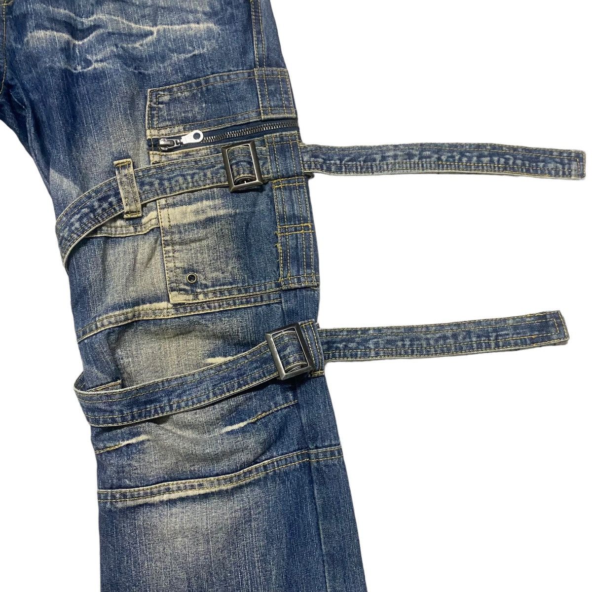 Japanese Brand Japanese Brand TOPISM Denim Bondage Raver Pants Size US 32 / EU 48 - 5 Thumbnail
