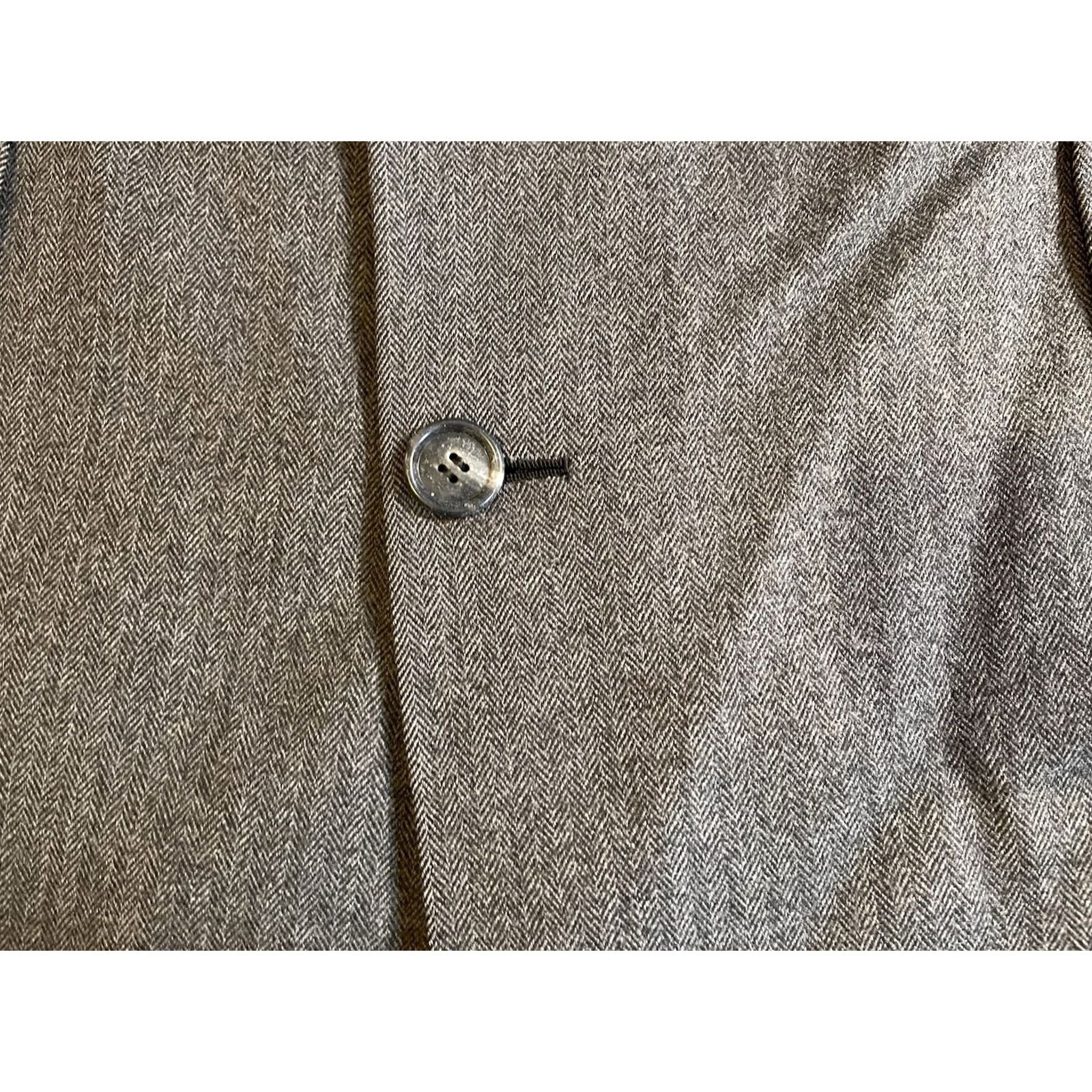 Hart Schaffner Marx VINTAGE Hart Schaffner Marx Herringbone Wool Overcoat Men’s 44 Grey Size US S / EU 44-46 / 1 - 3 Thumbnail