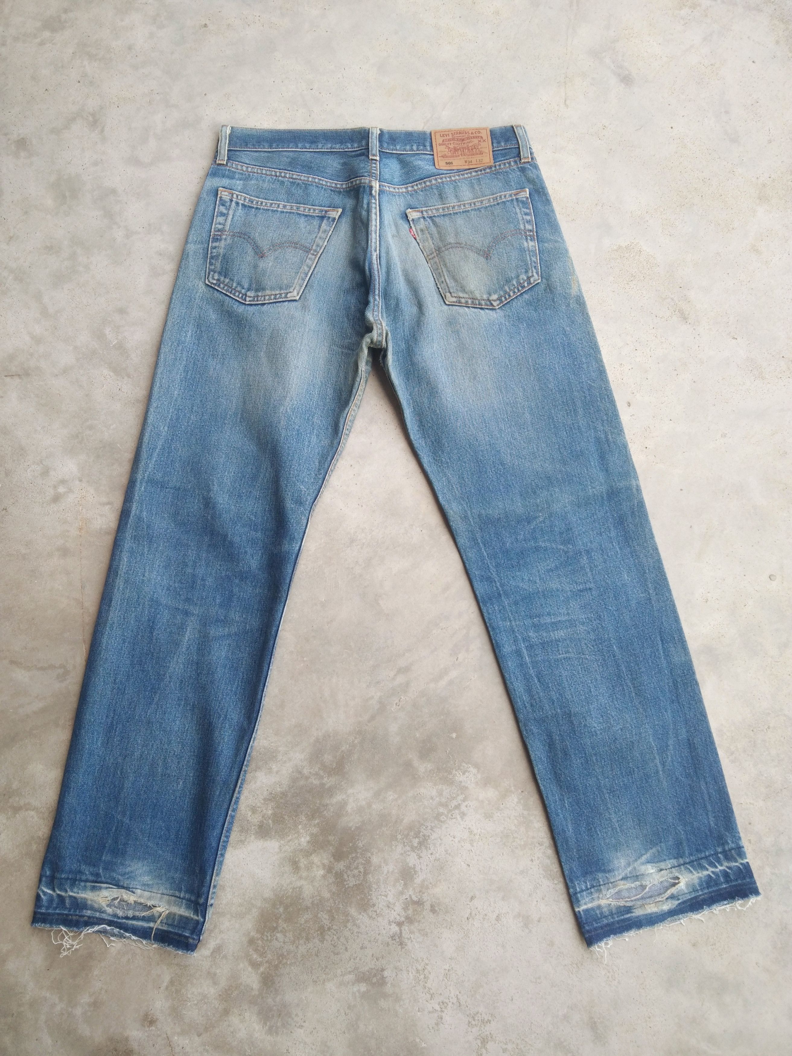 Levi's Vintage Levi's 501 Made In USA Released Hem Distressed Jeans Size US 34 / EU 50 - 2 Thumbnail
