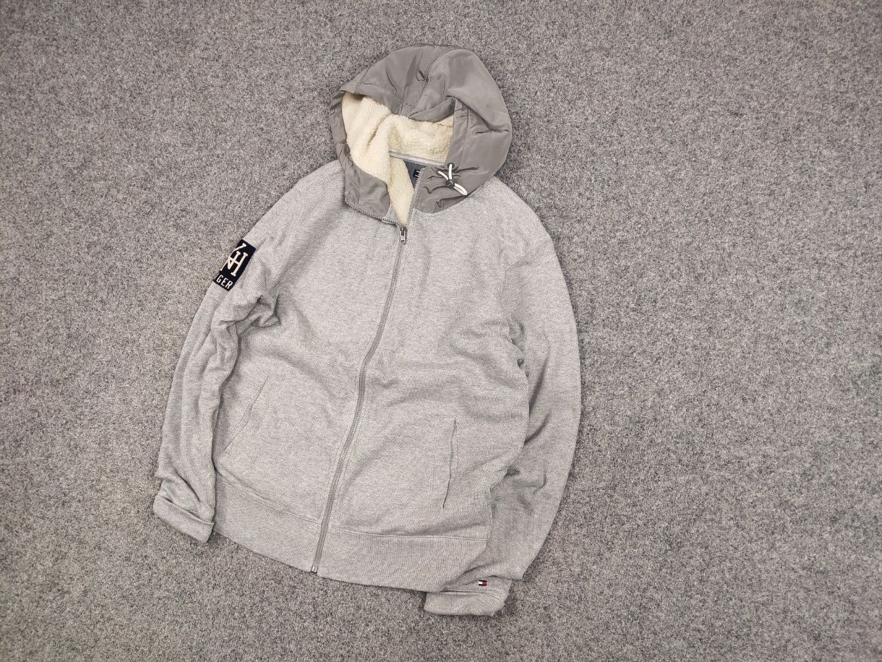 Tommy Hilfiger Tommy Hilfiger Padded with Zip Hoodie Gray Jacket Size US L / EU 52-54 / 3 - 2 Thumbnail