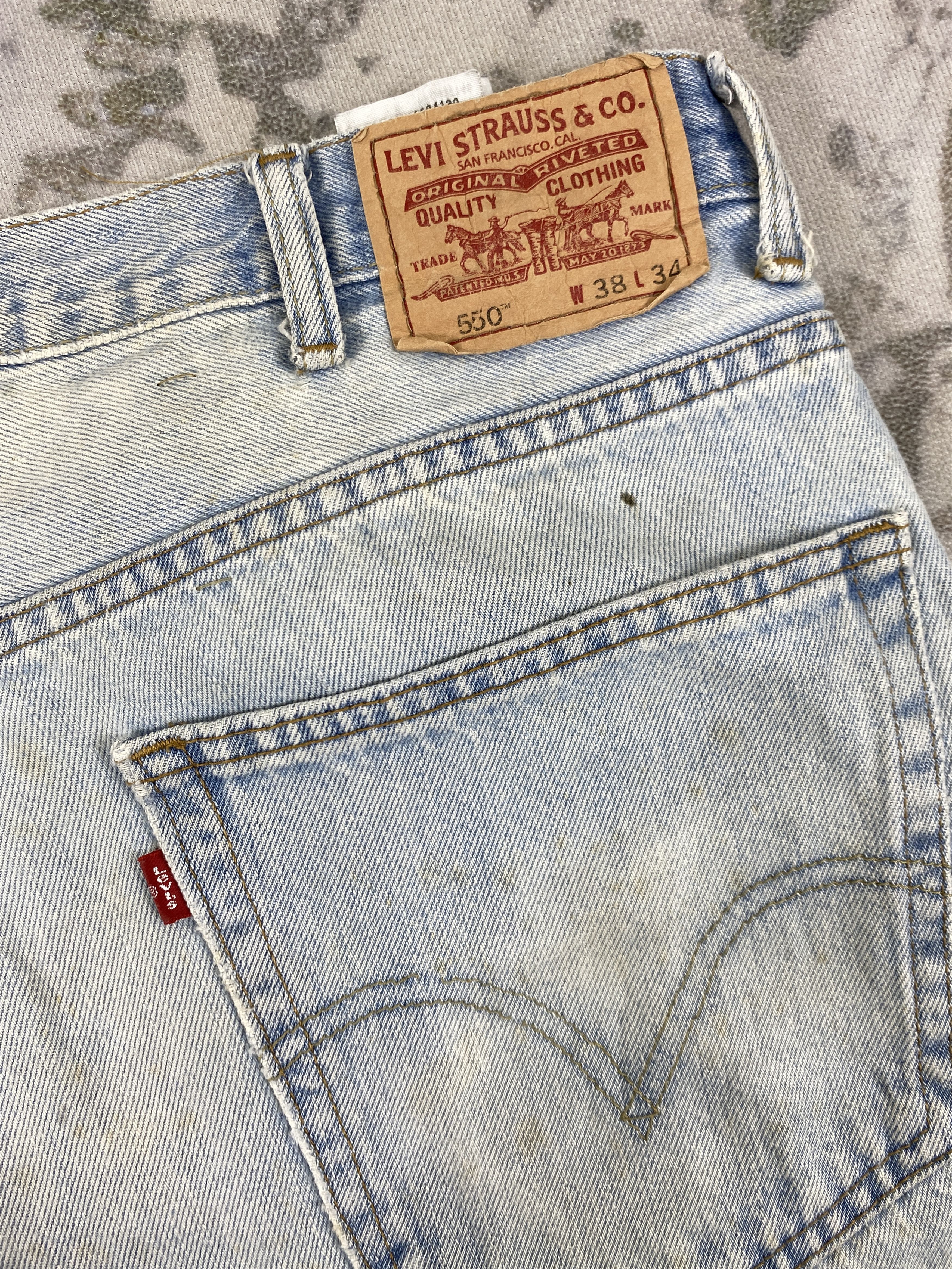 Levi's Light Blue Wash Levi's 550 Jeans 38x33 Denim -SJ101 Size US 38 / EU 54 - 13 Thumbnail