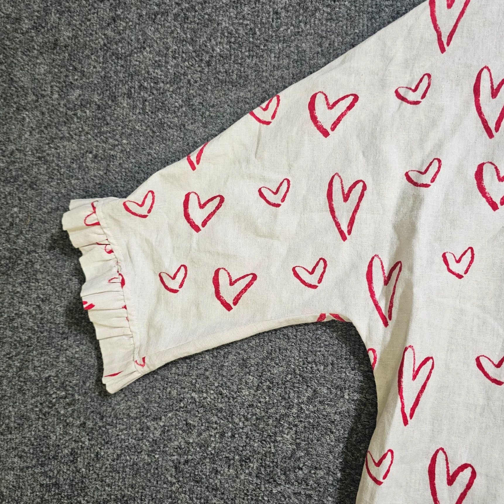 Cynthia Rowley Cynthia Rowley Top Shirt Womens Medium White Red Hearts Linen 3/4 Sleeve Casual Size M / US 6-8 / IT 42-44 - 4 Thumbnail