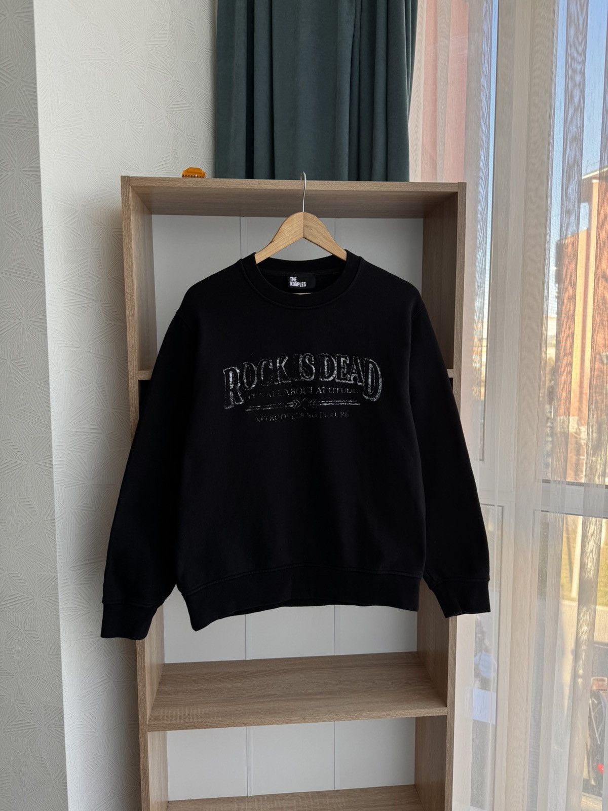 The Kooples × Vintage Vintage The Kooples Rock is Dead Sweatshirt Size US S / EU 44-46 / 1 - 3 Thumbnail