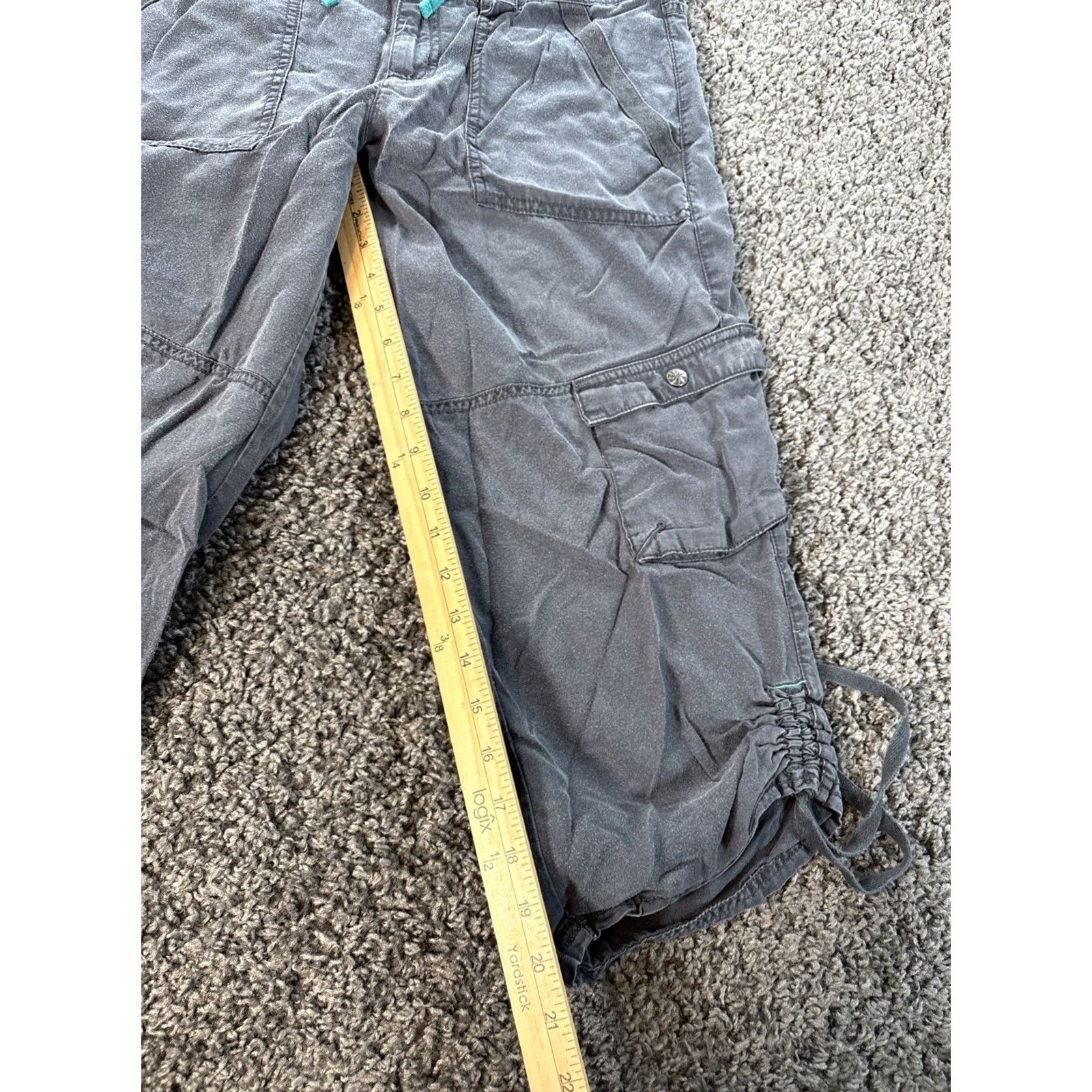 Athleta Athleta Capri Pants Womens 10 Gray Activewear Pocket Flared Capri Pockets Hiking Athletic Comfort Lightweight Size 32" / US 10 / IT 46 - 3 Thumbnail