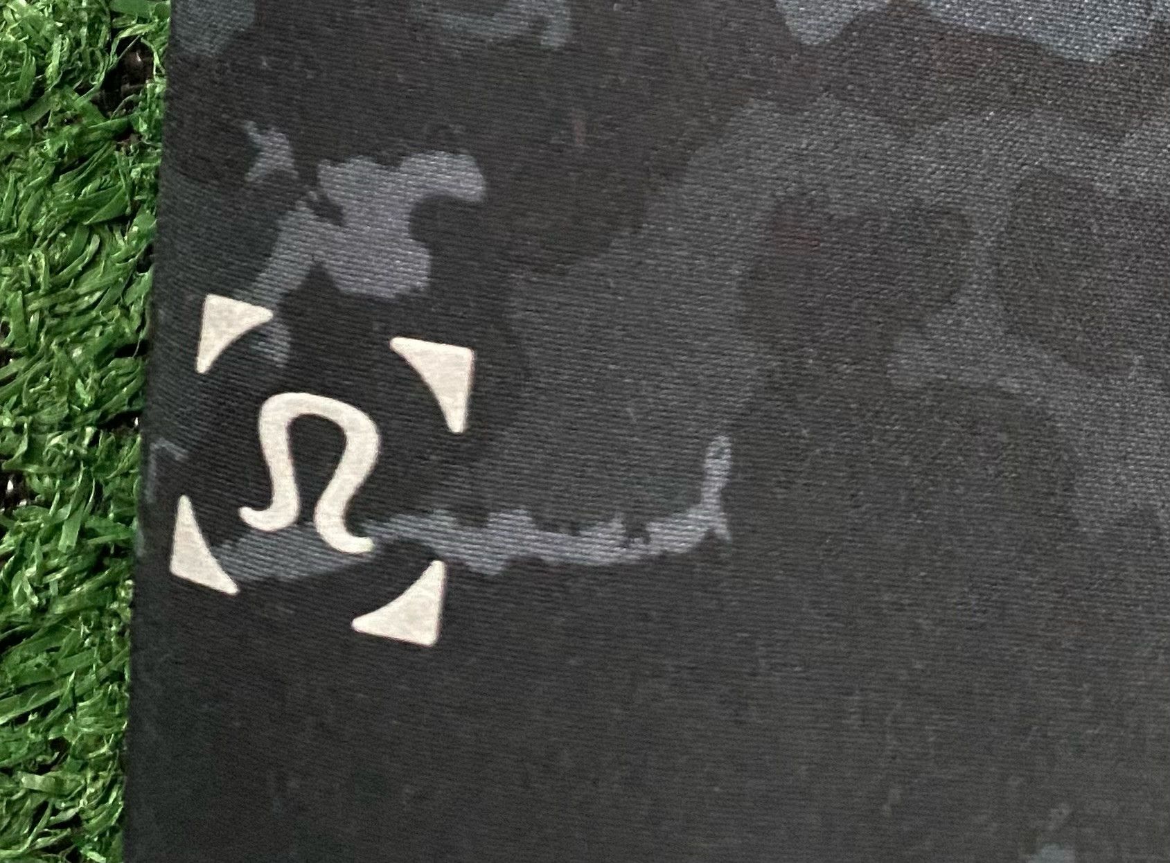 Lululemon Lululemon Surge Black Camo Camouflage Unlined Shorts Medium Size US 32 / EU 48 - 6 Thumbnail