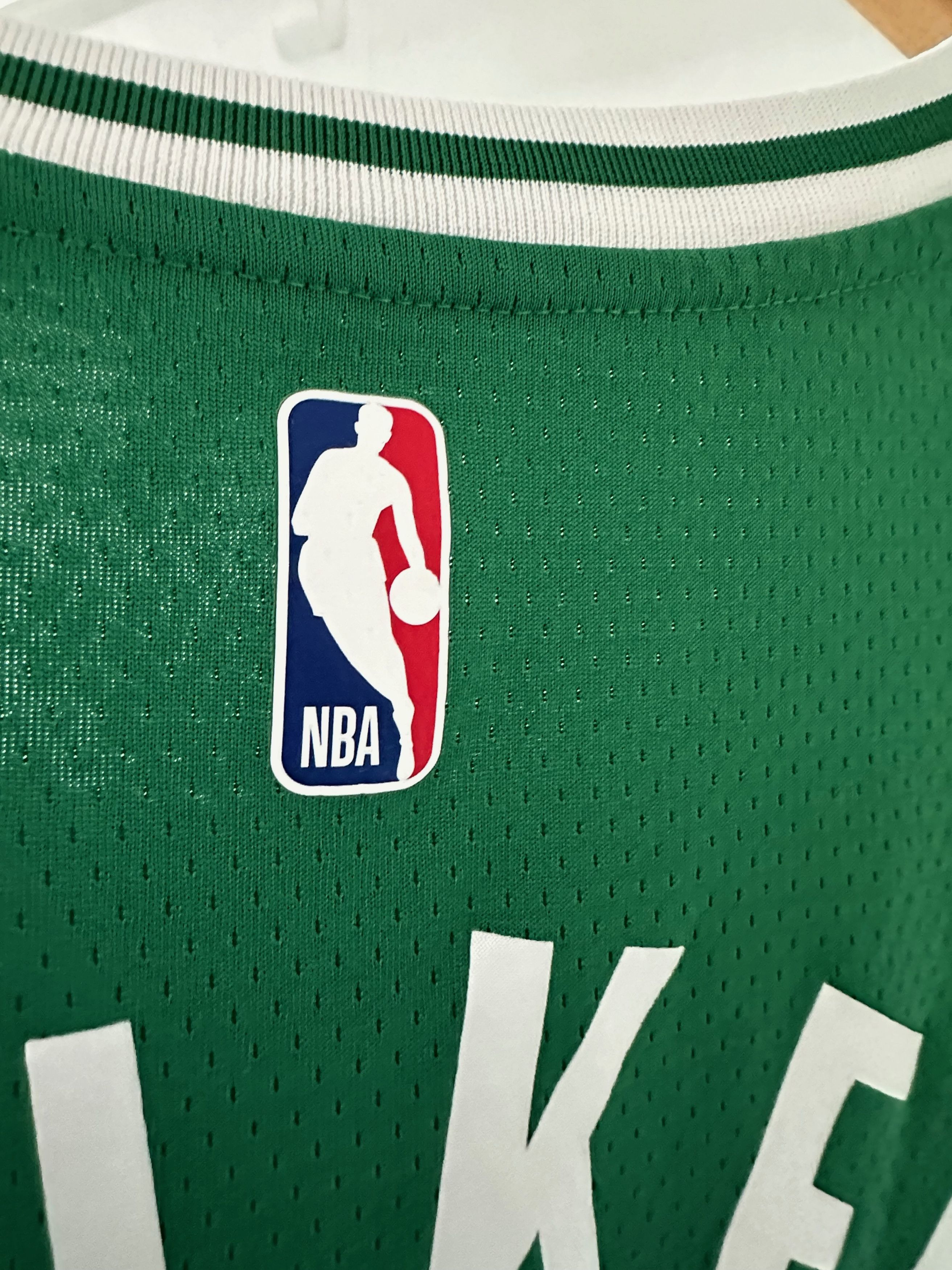 NBA × Nike Boston Celtics Vintage Antoine Walker Jersey Size US L / EU 52-54 / 3 - 4 Thumbnail