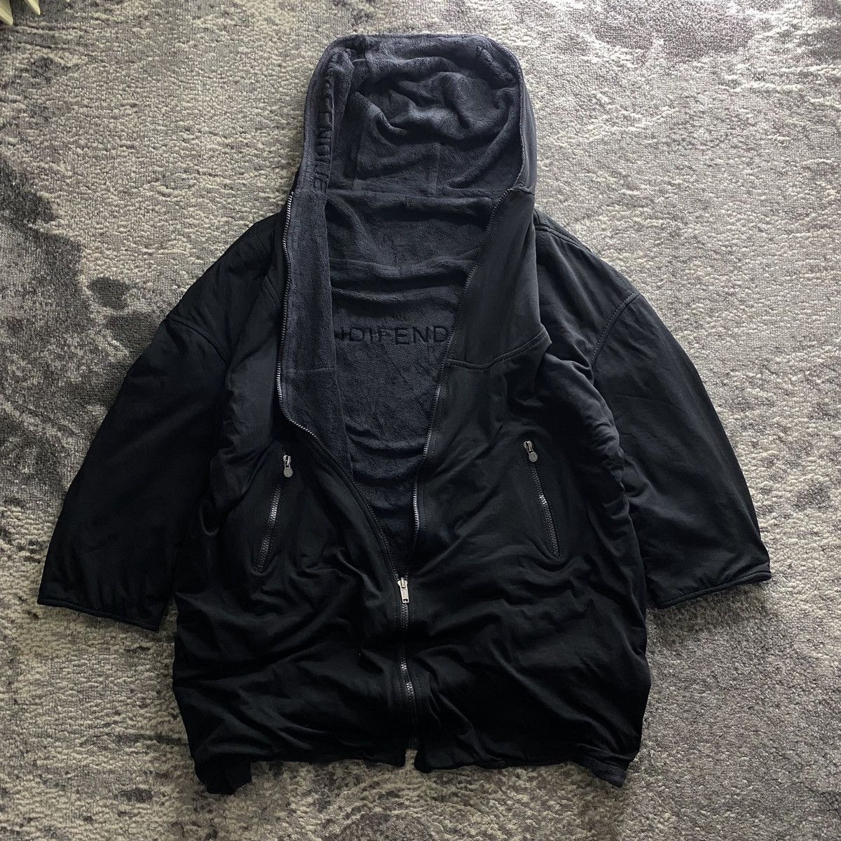 Fendi Vintage Fendi Reversible Embosed Coat zip Size US L / EU 52-54 / 3 - 1 Thumbnail