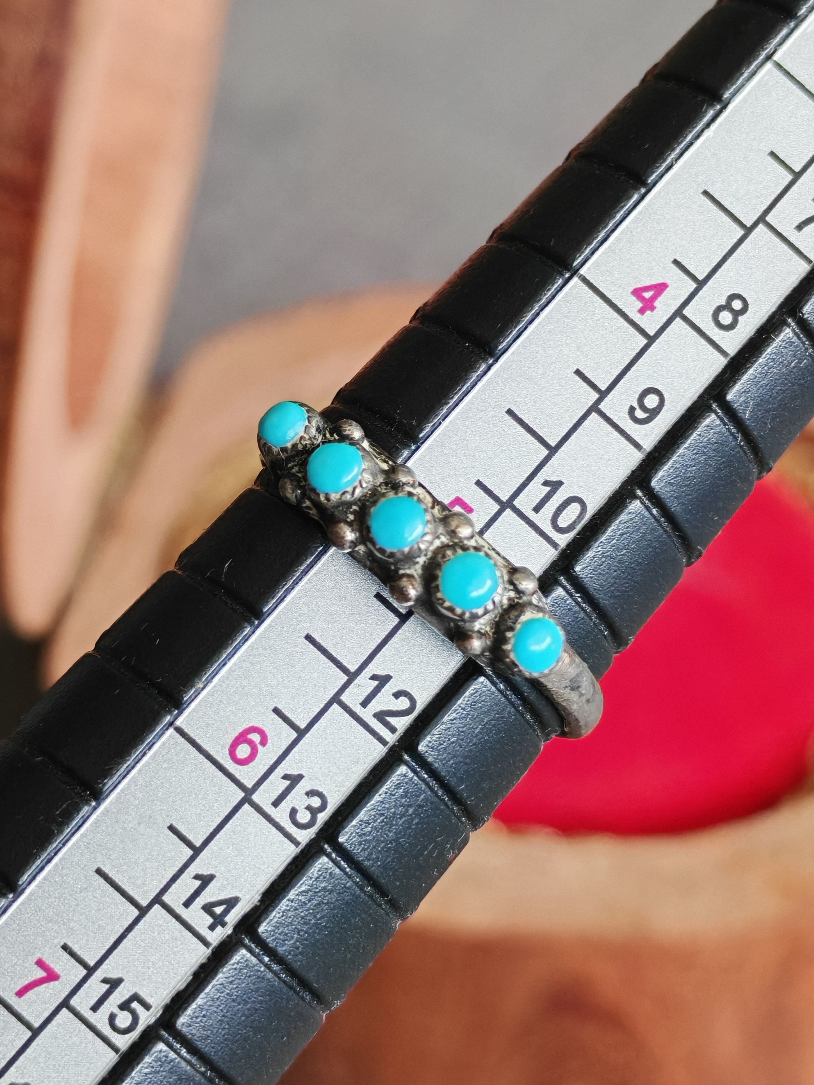 Other VINTAGE ZUNI STERLING SILVER 925 & PETITPOINT TURQUOISE RING Size ONE SIZE - 5 Thumbnail