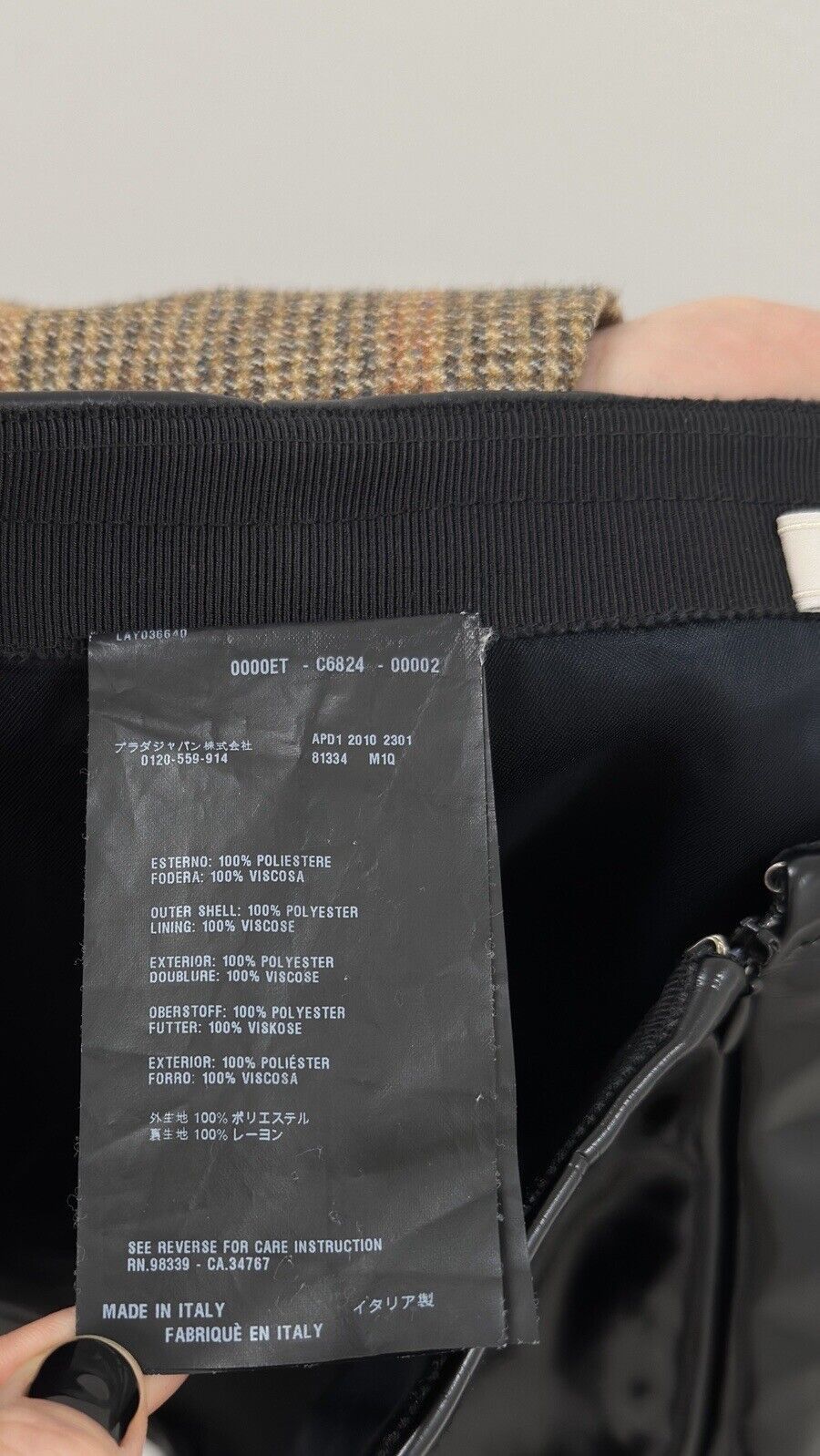 Prada Prada Vinyl Trapezoid A-Line Skirt Black Size 44 Size 30" / US 8 / IT 44 - 18 Thumbnail