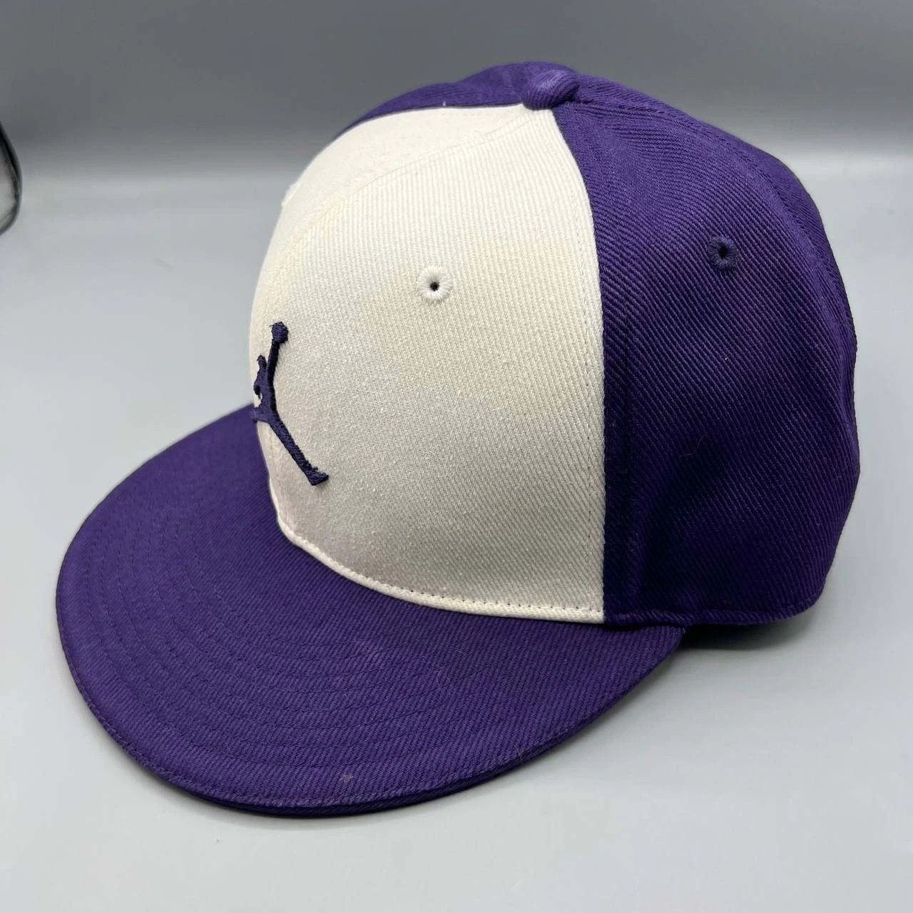 Jordan Brand Air Jordan Hat Men 7 1/4 Embroidered Logo Jumpman Fitted Cap Size ONE SIZE - 7 Thumbnail