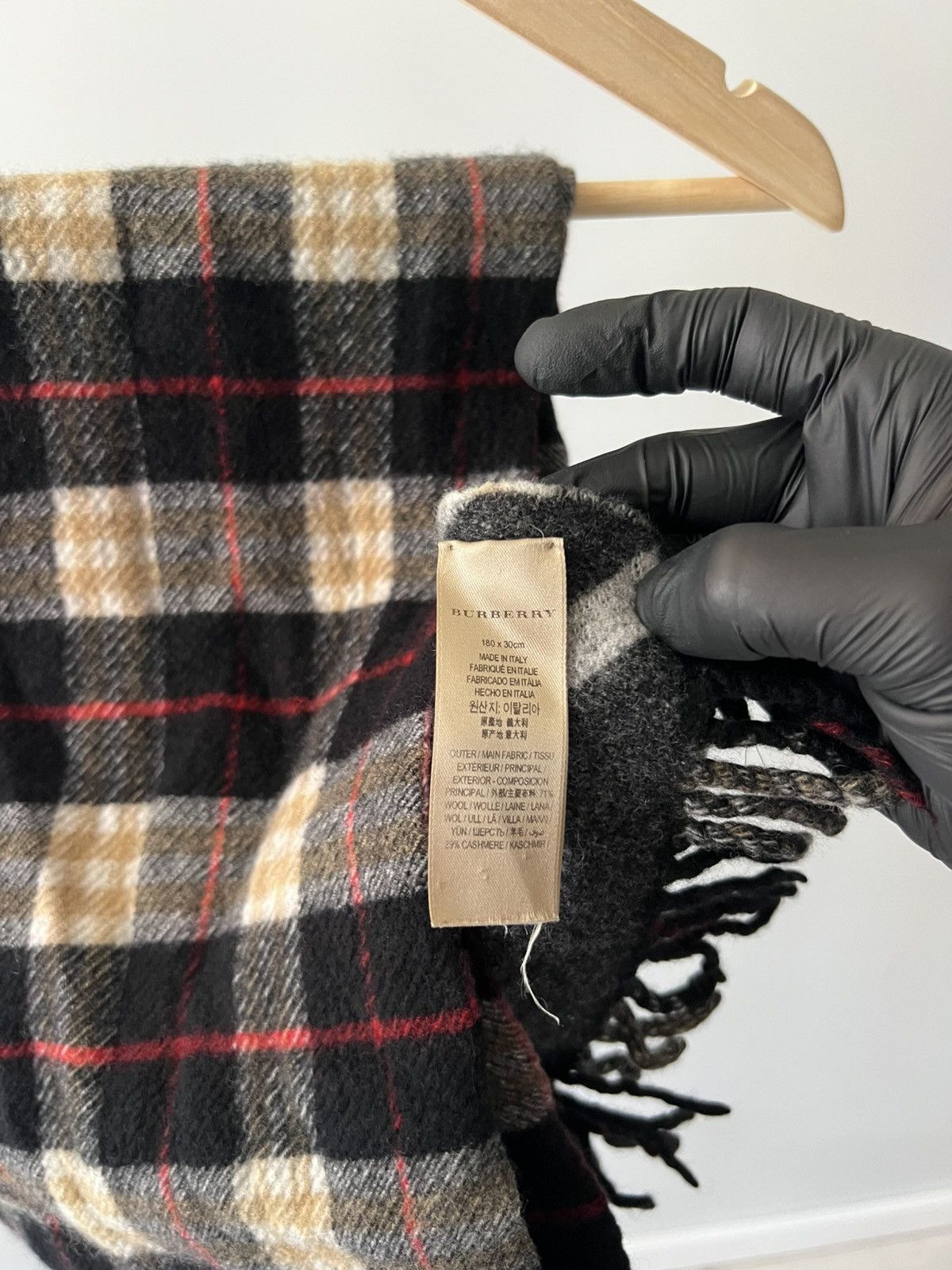 Burberry Vintage Burberry Black Nova Check Cashmere Scarf Size ONE SIZE - 11 Thumbnail