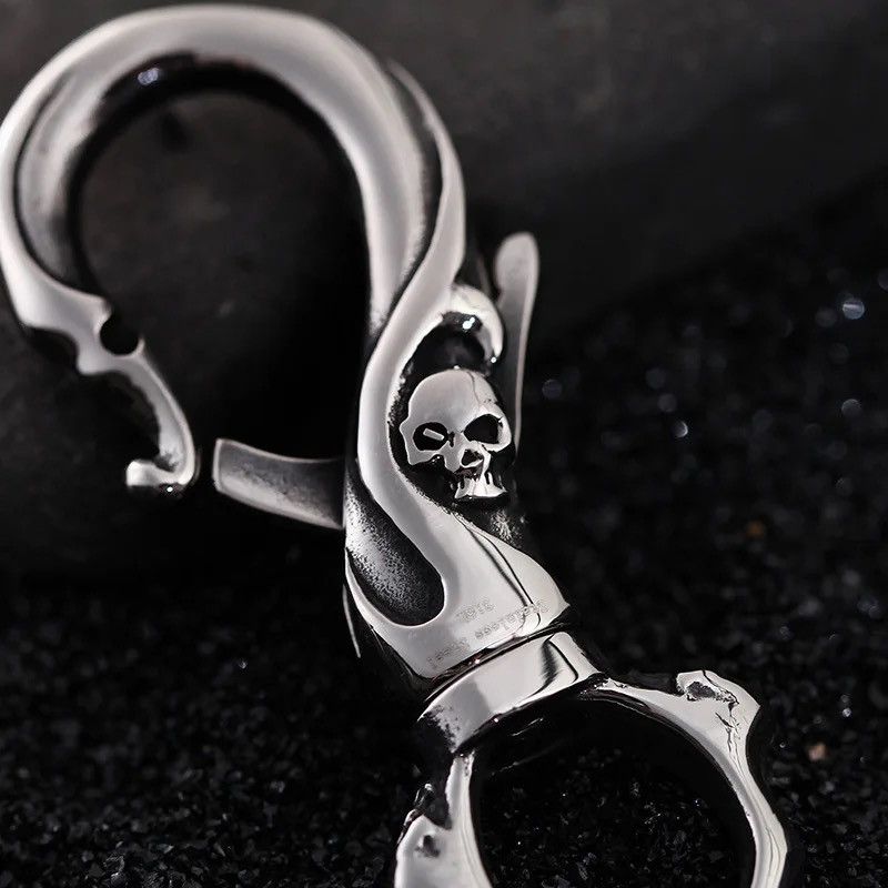 Vintage Retro Clip Goth Skull Keychain Size ONE SIZE - 3 Thumbnail