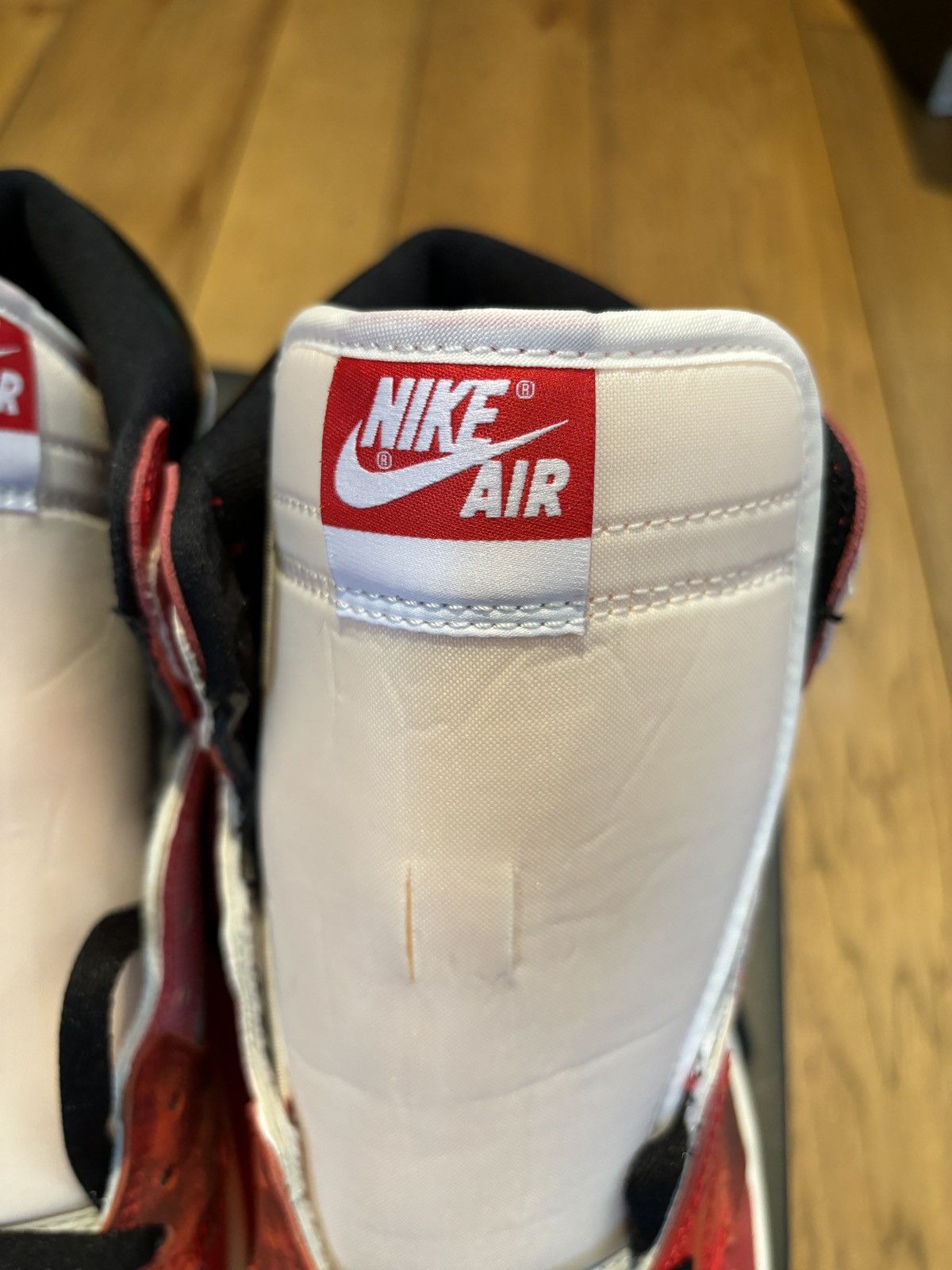 Jordan Brand × Nike Jordan 1 High Spider-Man Across the Spider-Verse Size US 9 / EU 42 - 5 Thumbnail