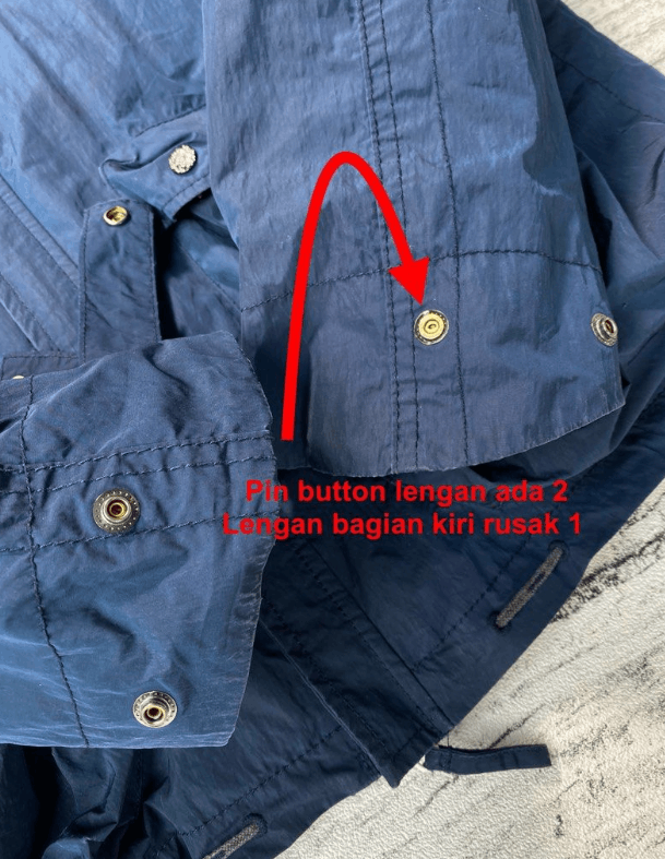 Armani Exchange Armani Exchange Size US M / EU 48-50 / 2 - 9 Thumbnail