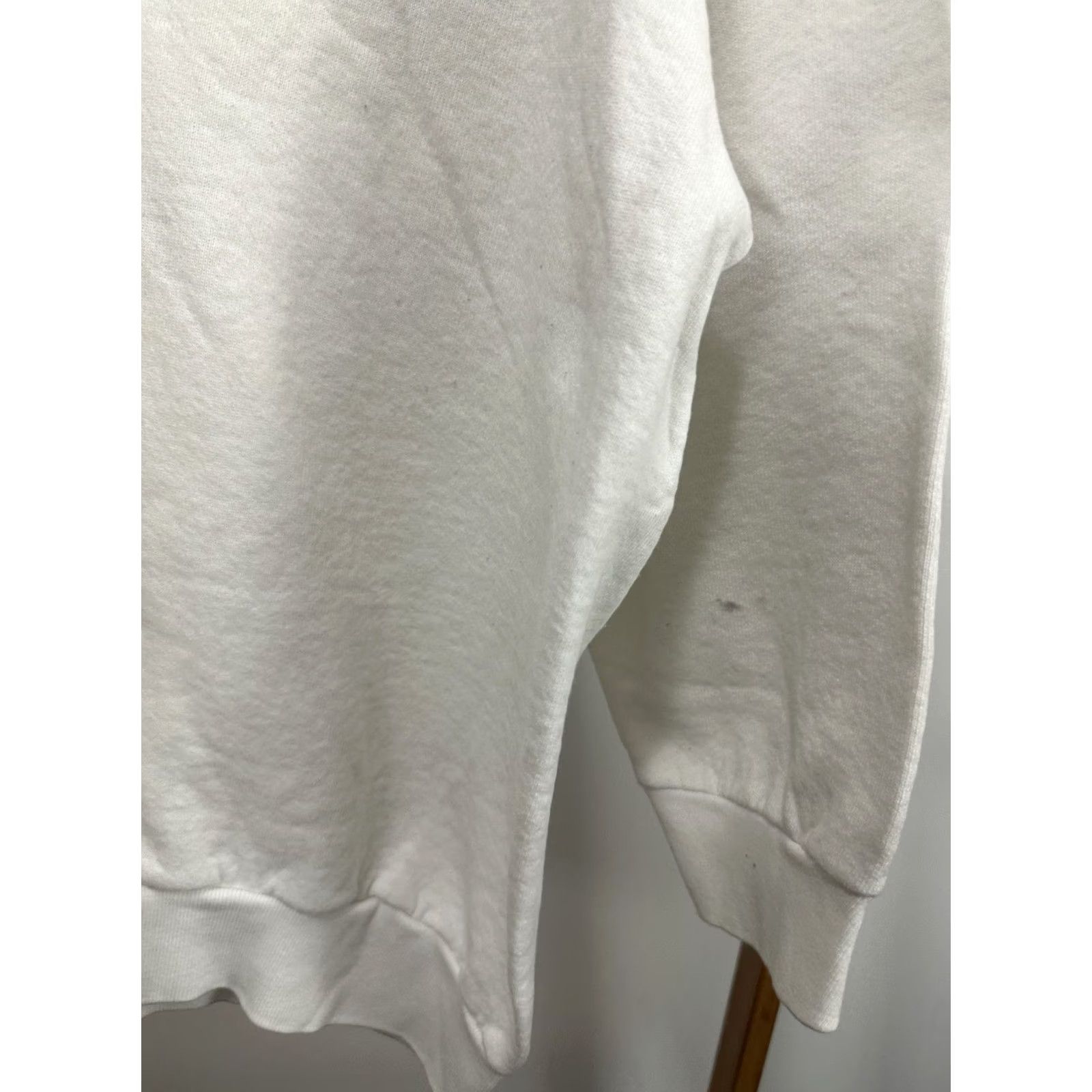 Fruit Of The Loom VTG 80s Fruit of the Loom Sweatshirt Raglan Burnout White Size L Mens Shirts Burnout Raglan Burnout Shirt 80s VOLO Size US L / EU 52-54 / 3 - 6 Thumbnail