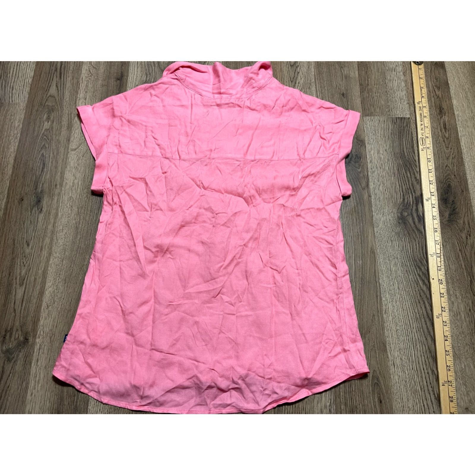 Gap Gap Shirt Women's Size Small Pink Polo Shirt V-neck NWT Size S / US 4 / IT 40 - 2 Thumbnail
