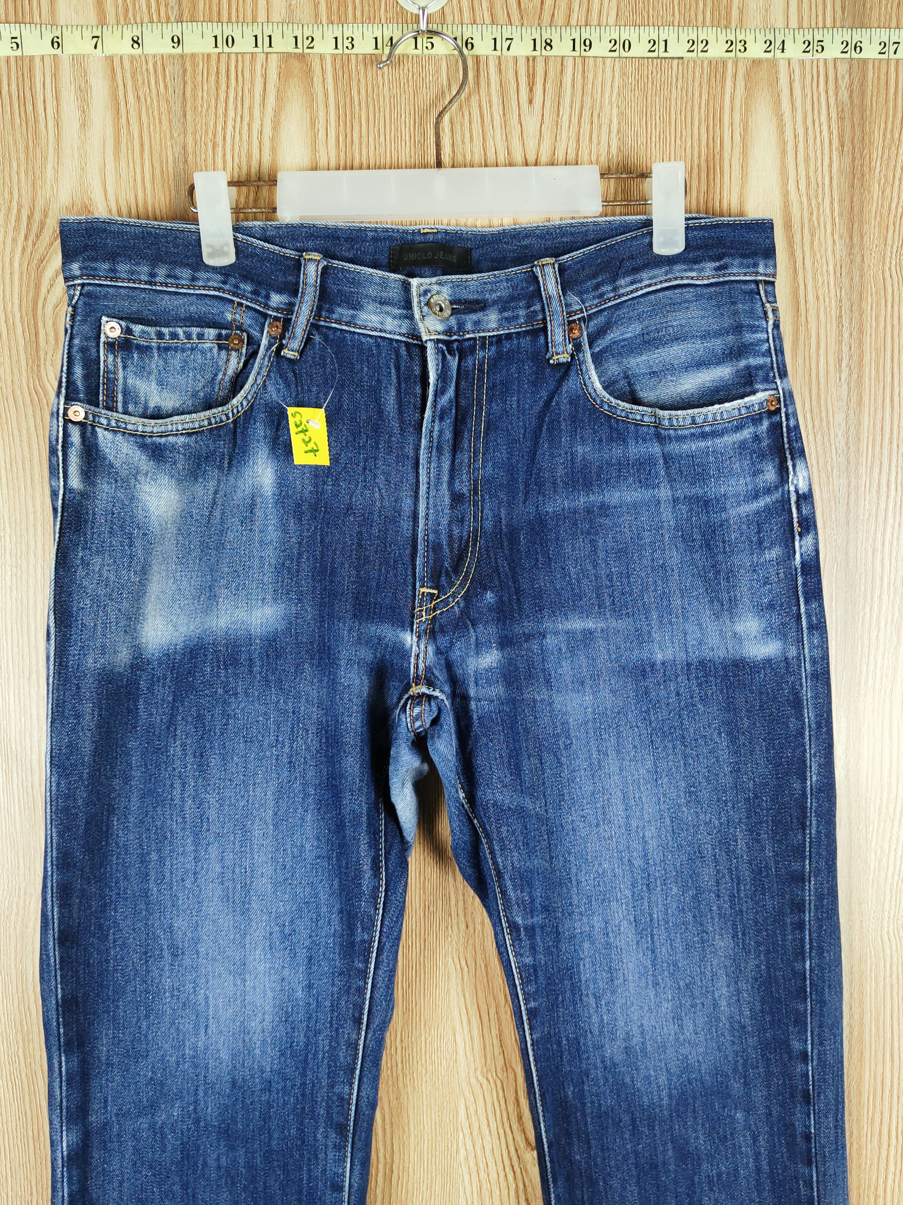 Japanese Brand Uniqlo Dark Blue Distressed Ripped Jeans #S2727 Size US 35 - 2 Thumbnail