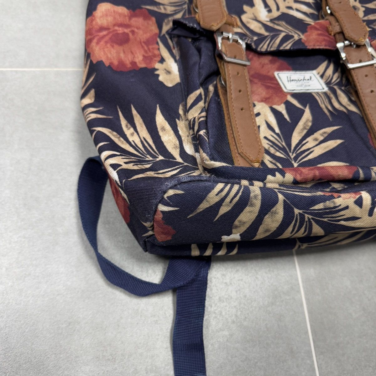 Herschel Supply Co. Herschel Supply Co. Floral Print Retreat Backpack Size ONE SIZE - 3 Thumbnail