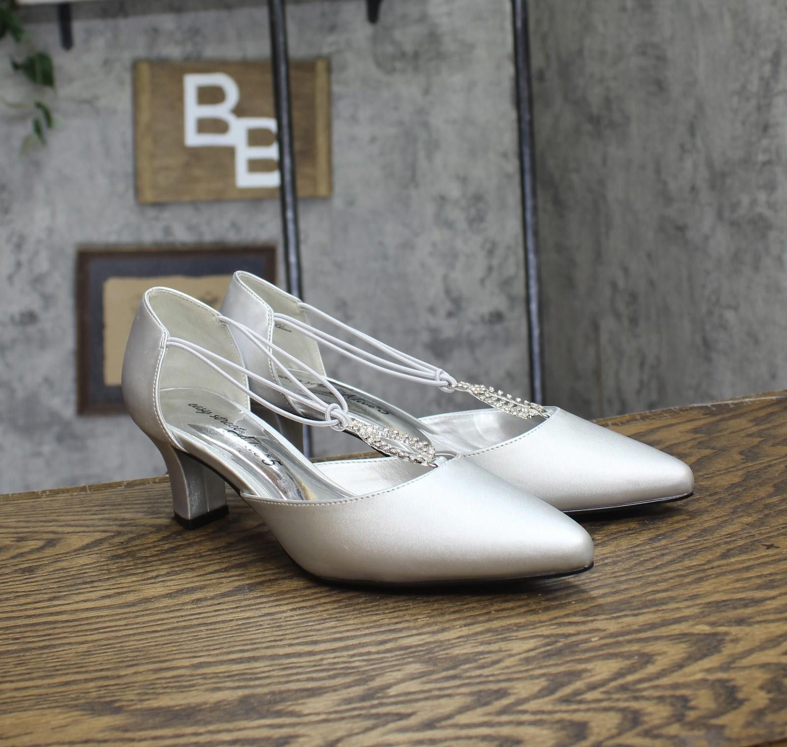 Other Nwt Easy Street Pump Heels Moonlight Silver Satin Gray 8.5w Size US 8.5 / IT 38.5 - 1 Thumbnail