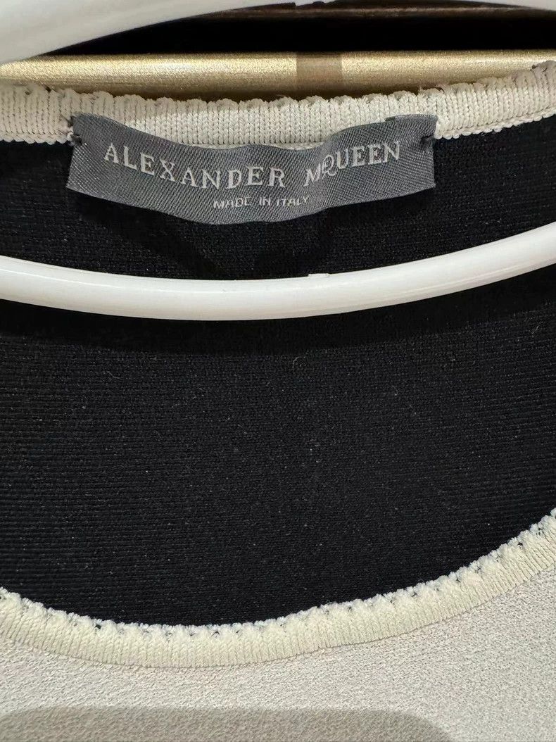 Alexander McQueen Alexander McQUEEN Dress 2505-Nextarrow Size S / US 4 / IT 40 - 2 Thumbnail