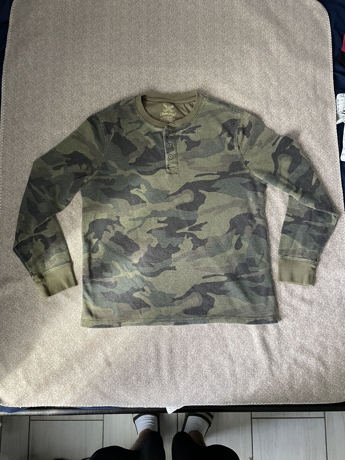 Faded Glory Camo long sleeve Size US L / EU 52-54 / 3 - 2 Thumbnail