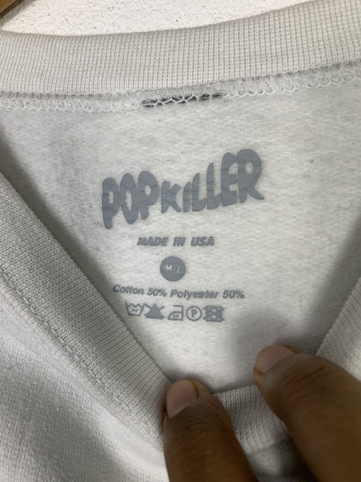 Vintage Authentic Pop Killer Game Sweatshirt