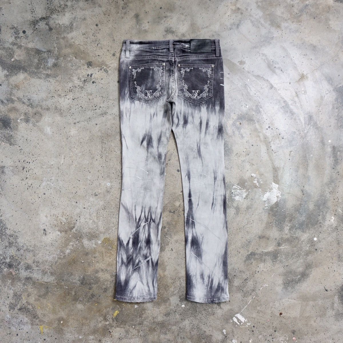 If Six Was Nine × Japanese Brand × Le Grande Bleu (L.G.B.) Xfrm acid wash shadow Jeans Size US 32 / EU 48 - 14 Thumbnail