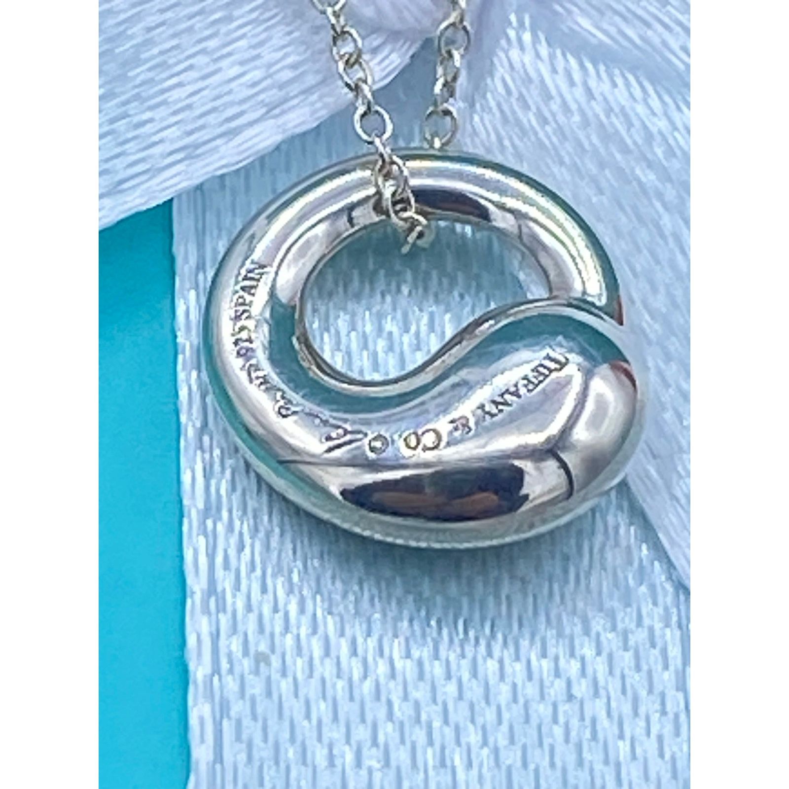 Tiffany & Co. TIFFANY & Co. Eternal Circle Elsa Peretti Necklace 16 Inch Size ONE SIZE - 2 Thumbnail